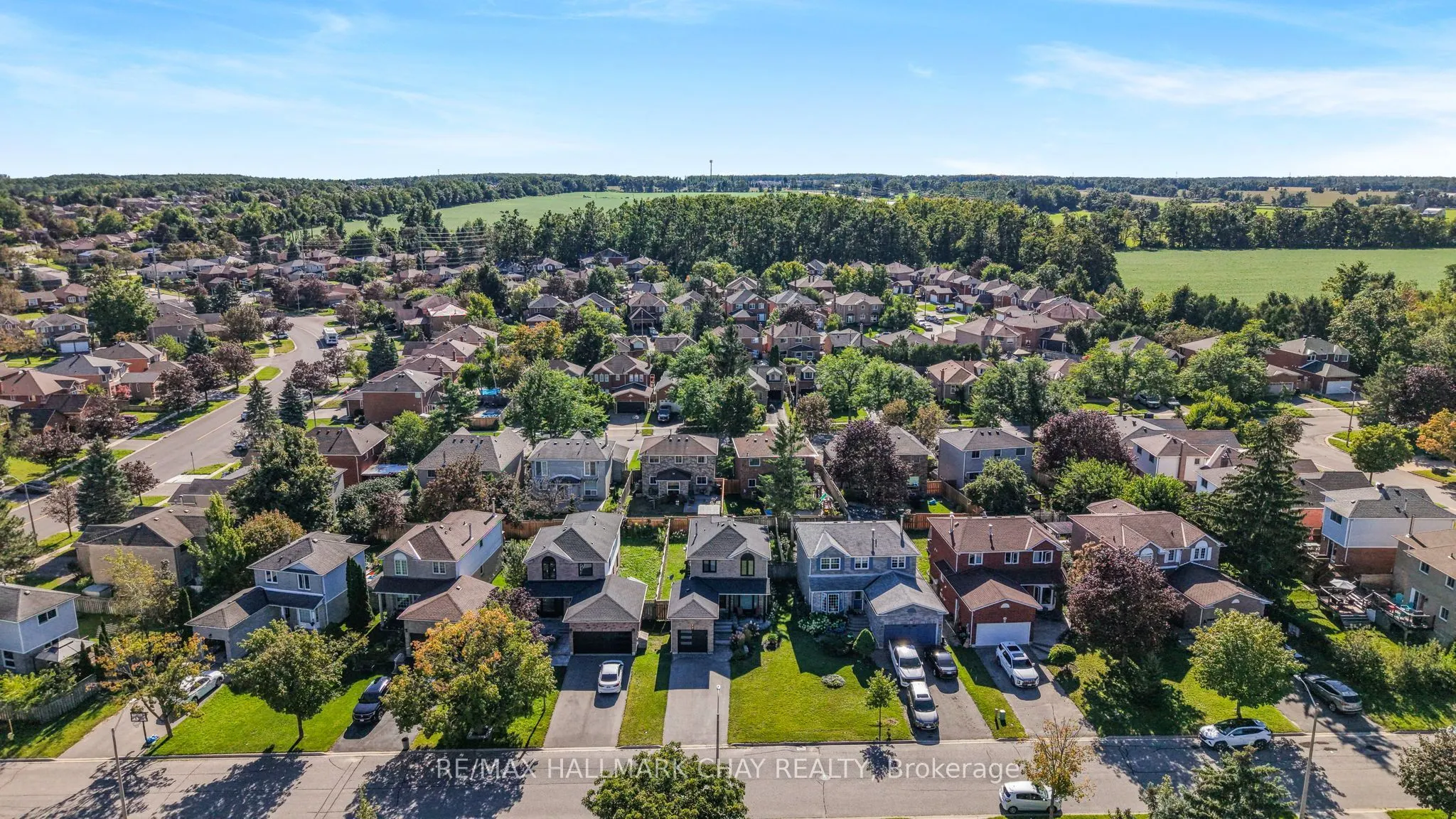 12 Grasett Crescent