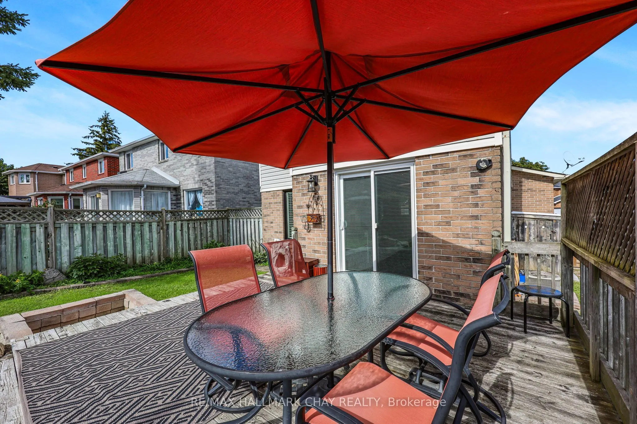 12 Grasett Crescent