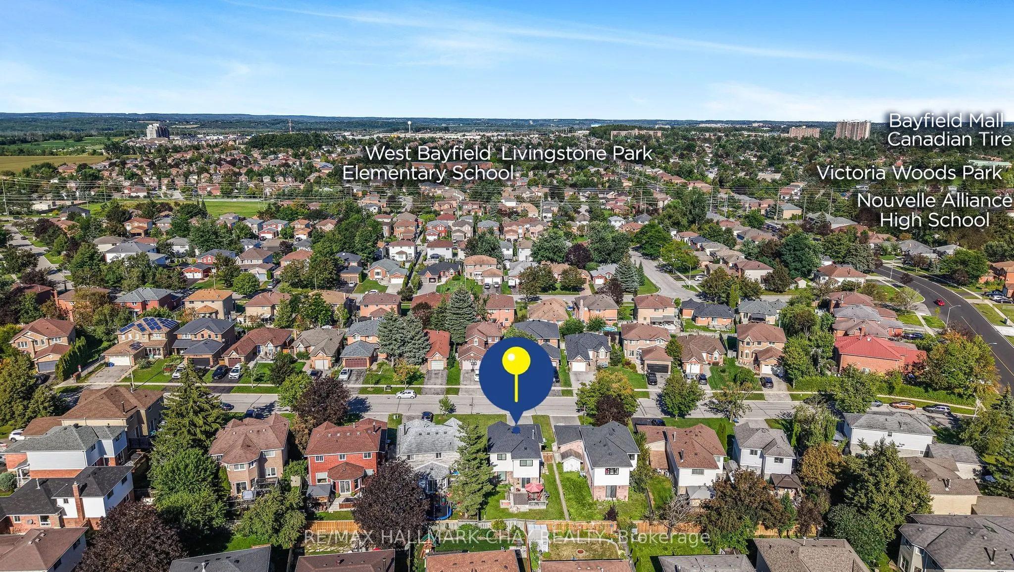 12 Grasett Crescent