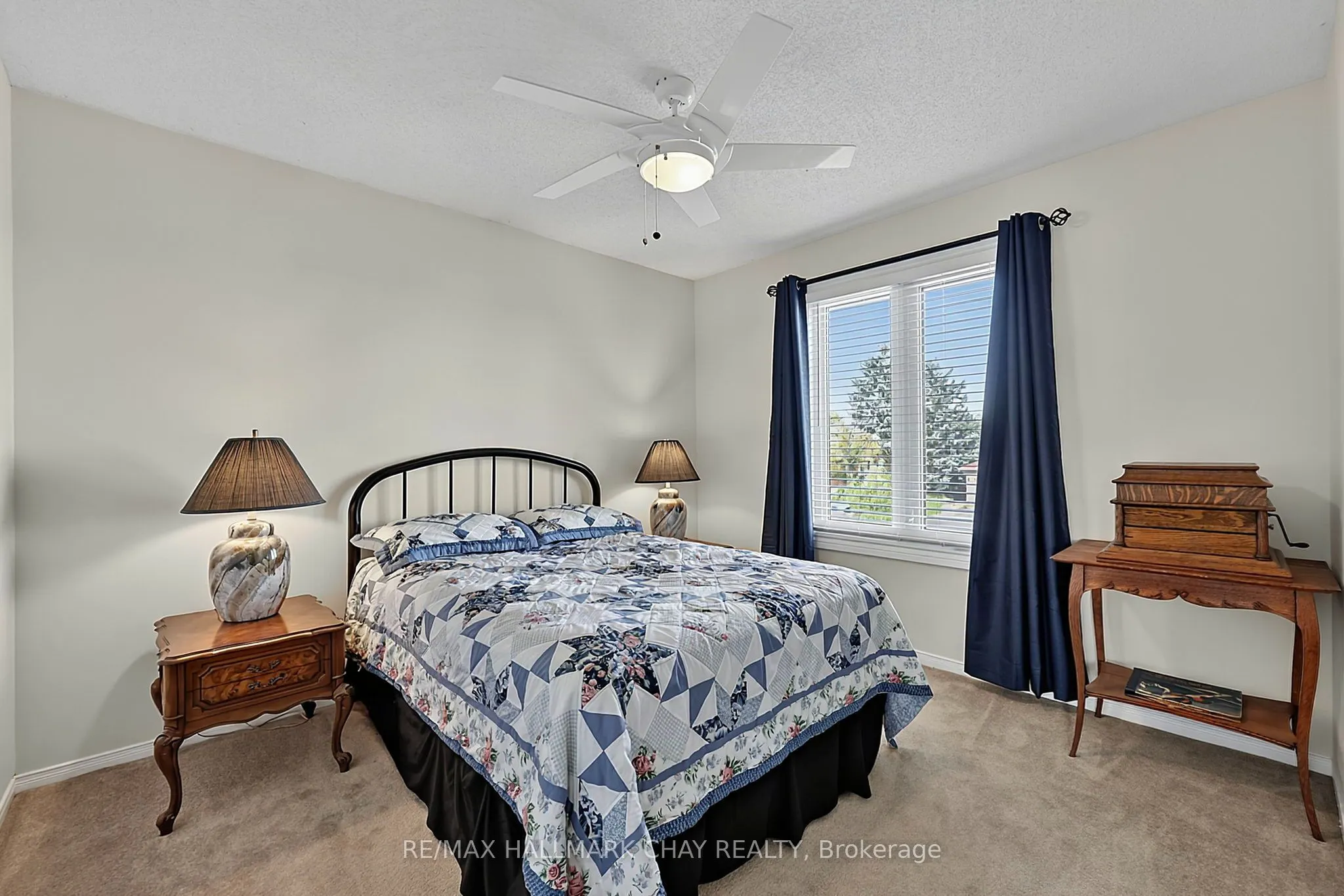 12 Grasett Crescent