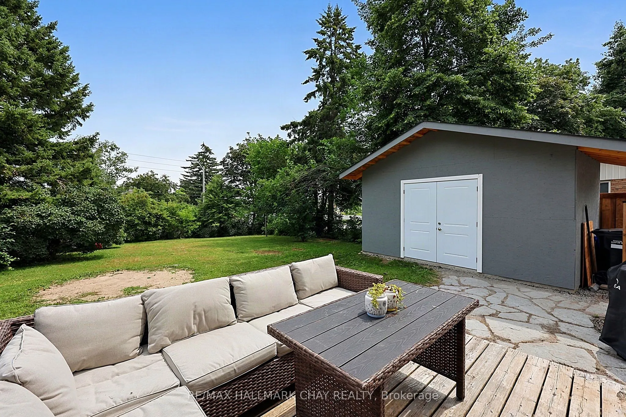 133 Daphne Crescent