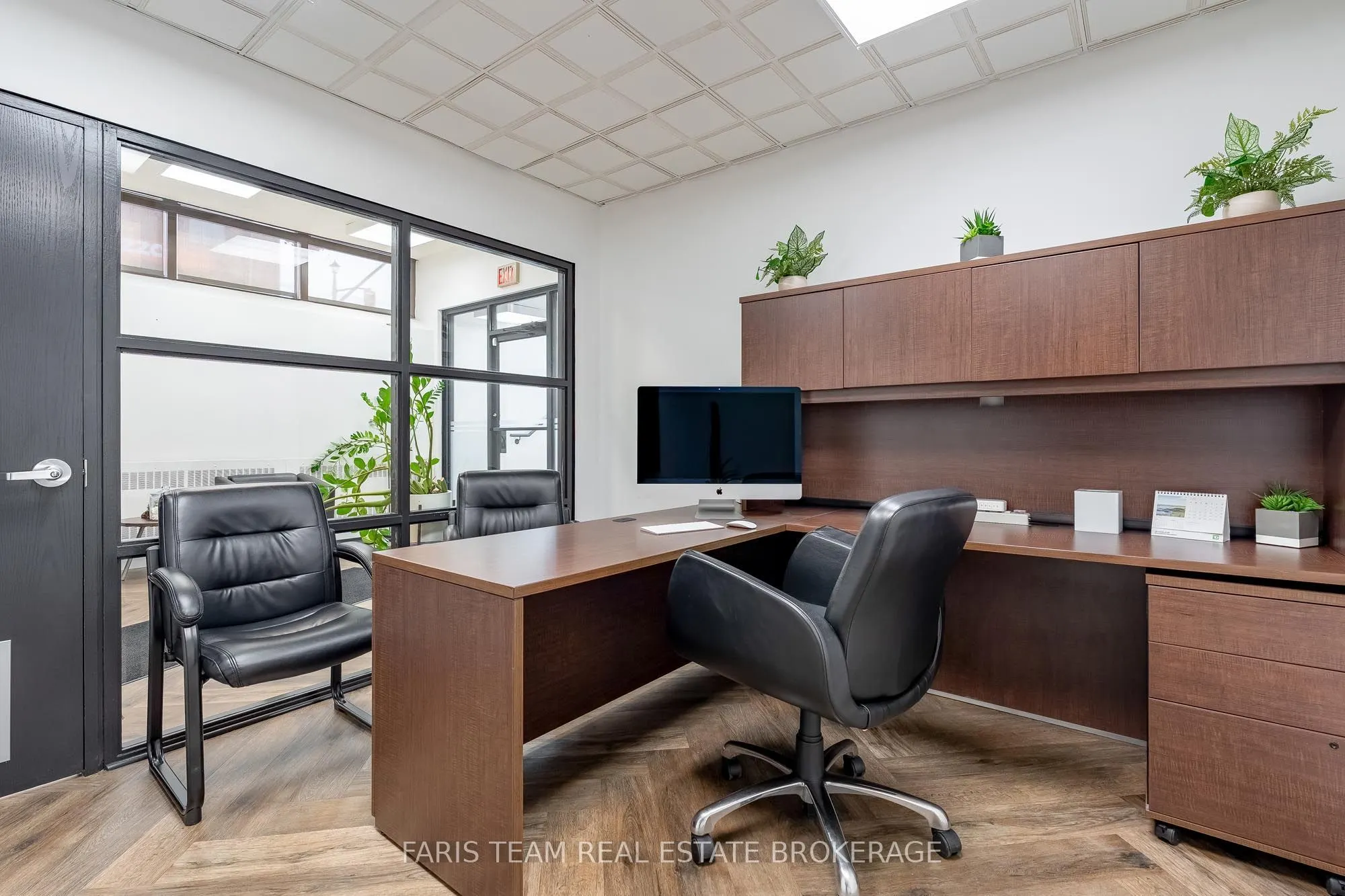 Office 3B-74 Mississaga Street E
