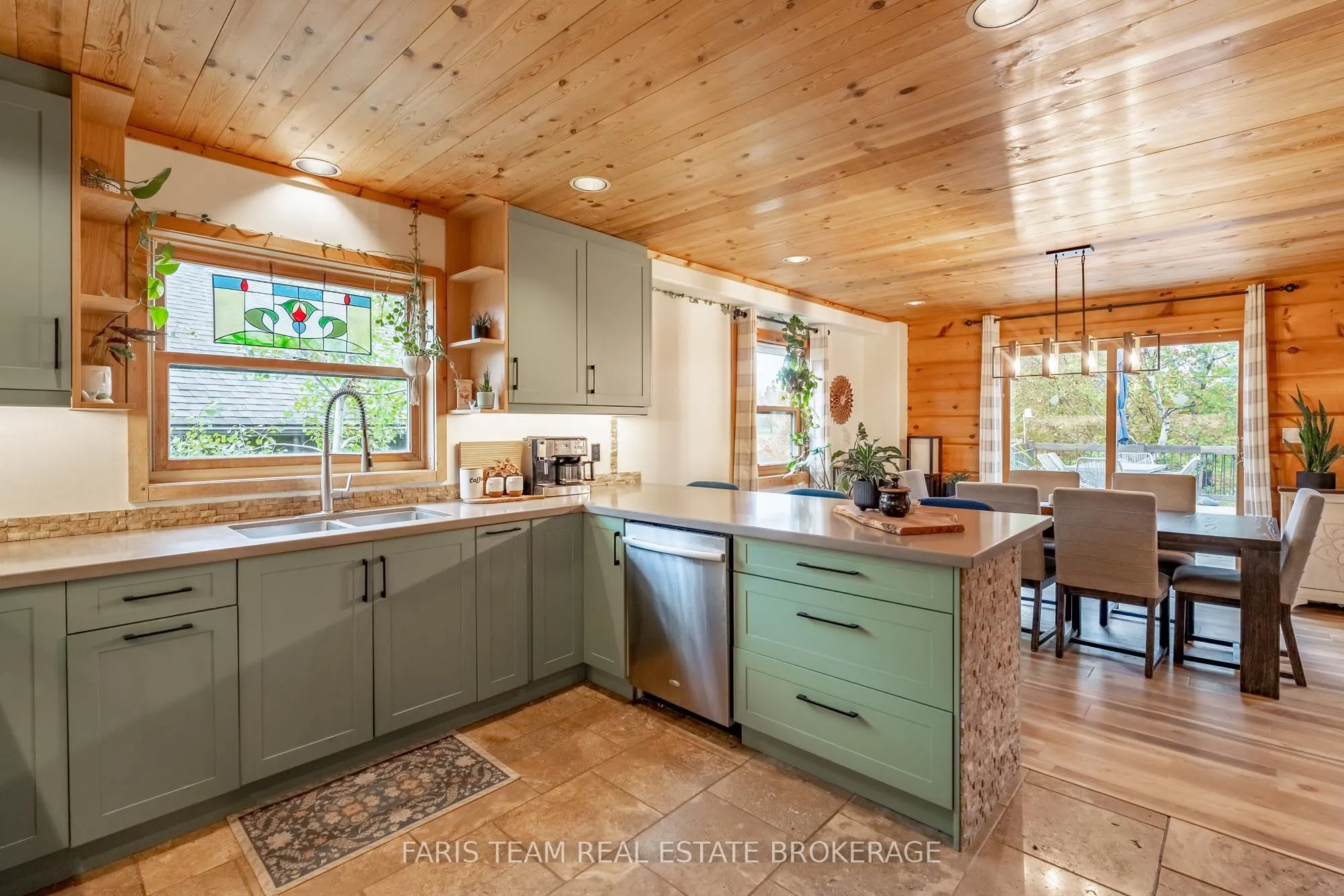 17 Bridle Path