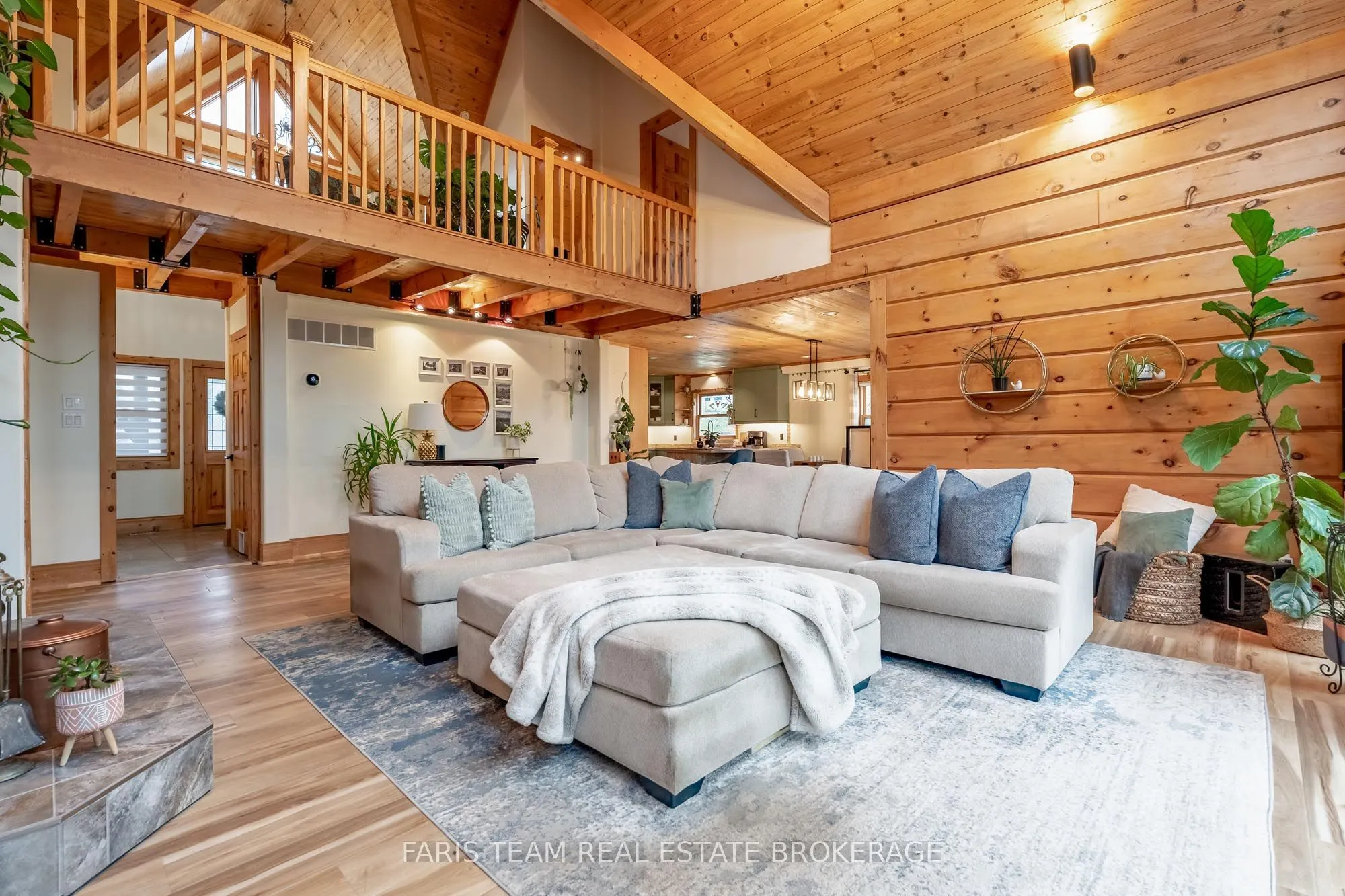 17 Bridle Path