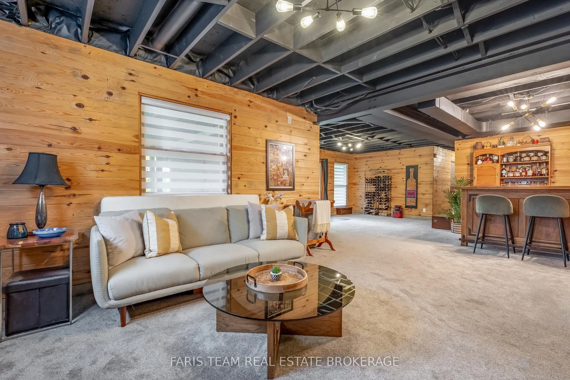 17 Bridle Path