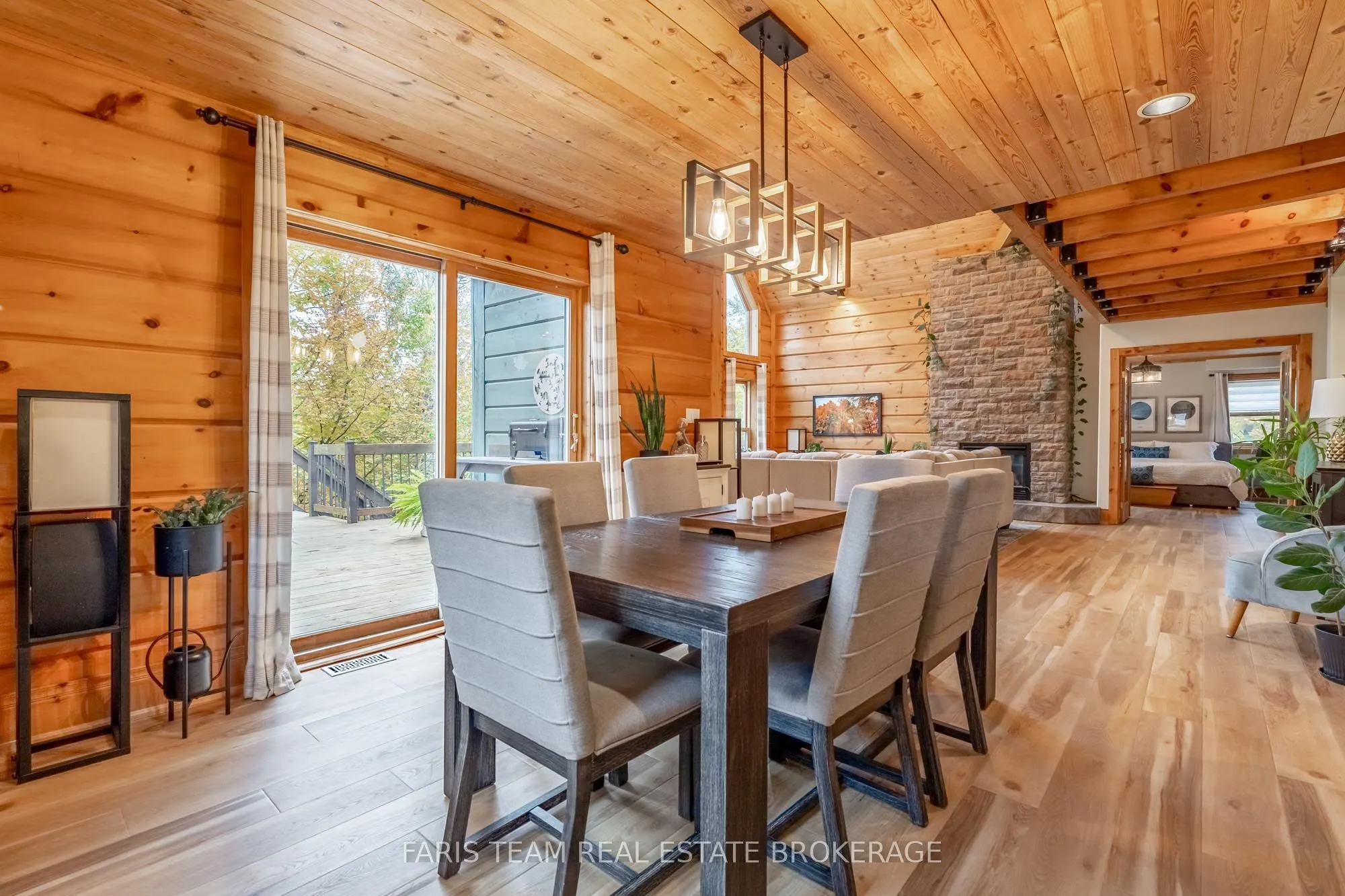 17 Bridle Path