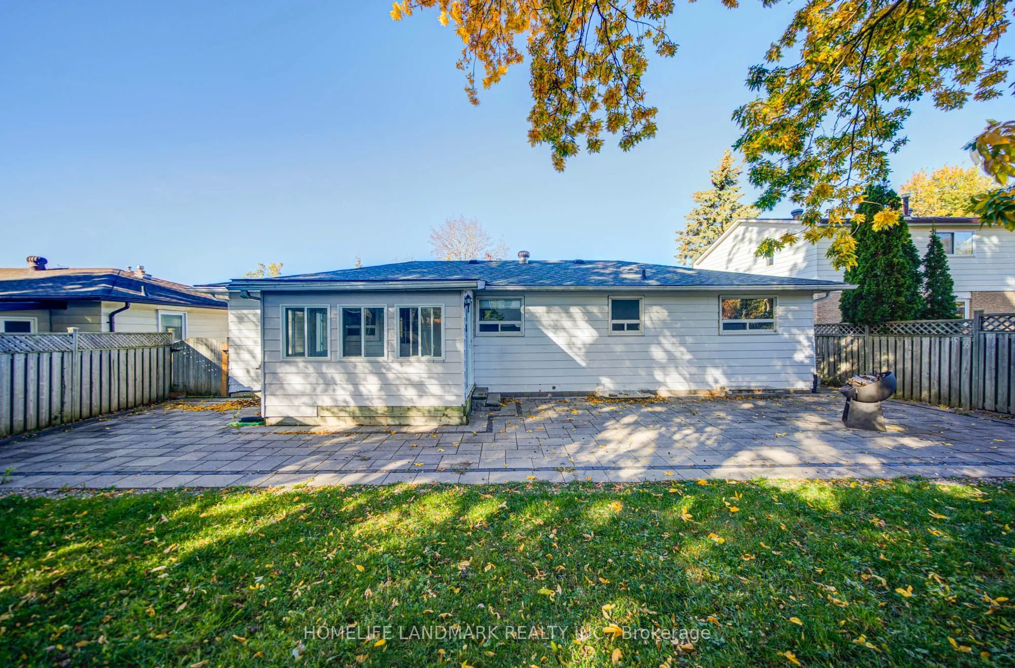 7 Huron Street