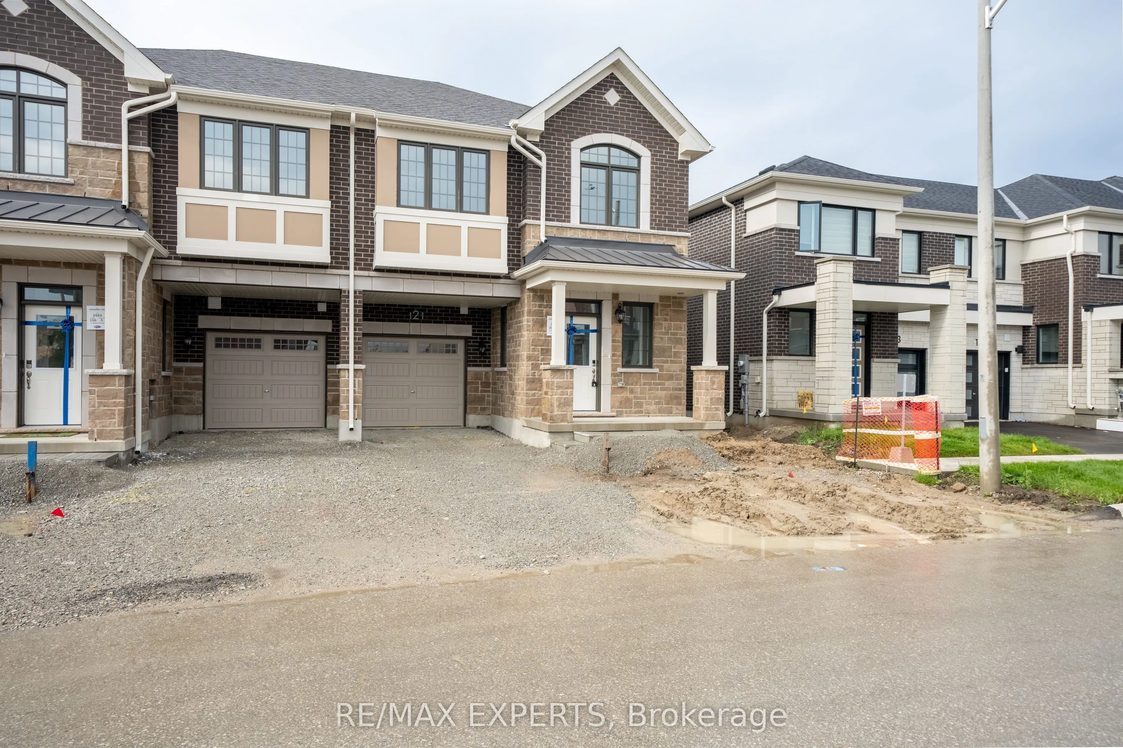 121 Vinewood Crescent