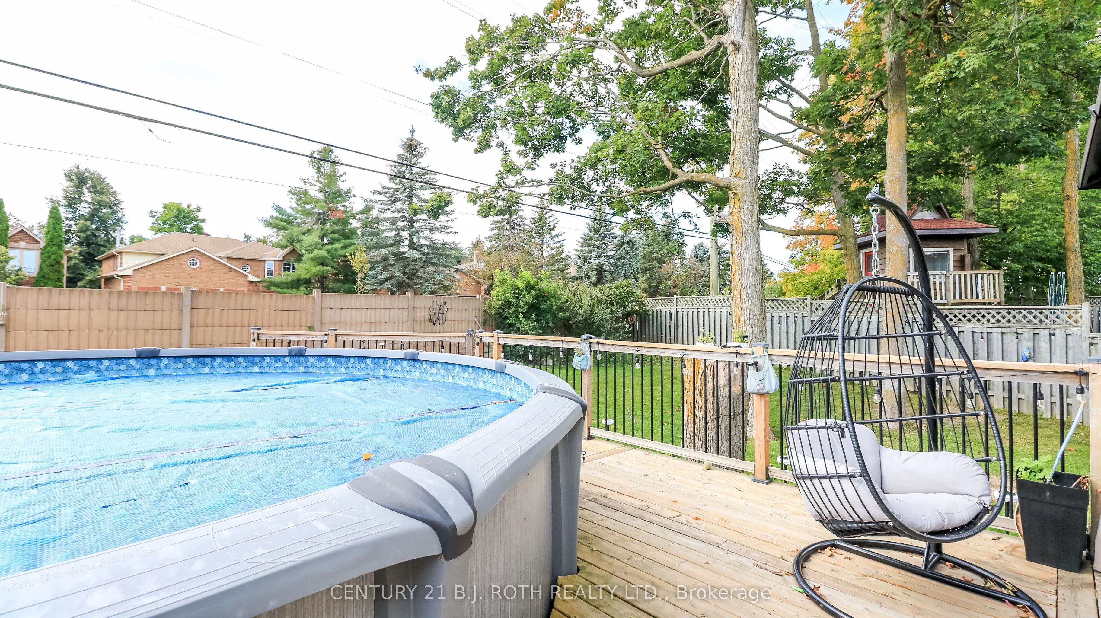 61 Barwick Drive W