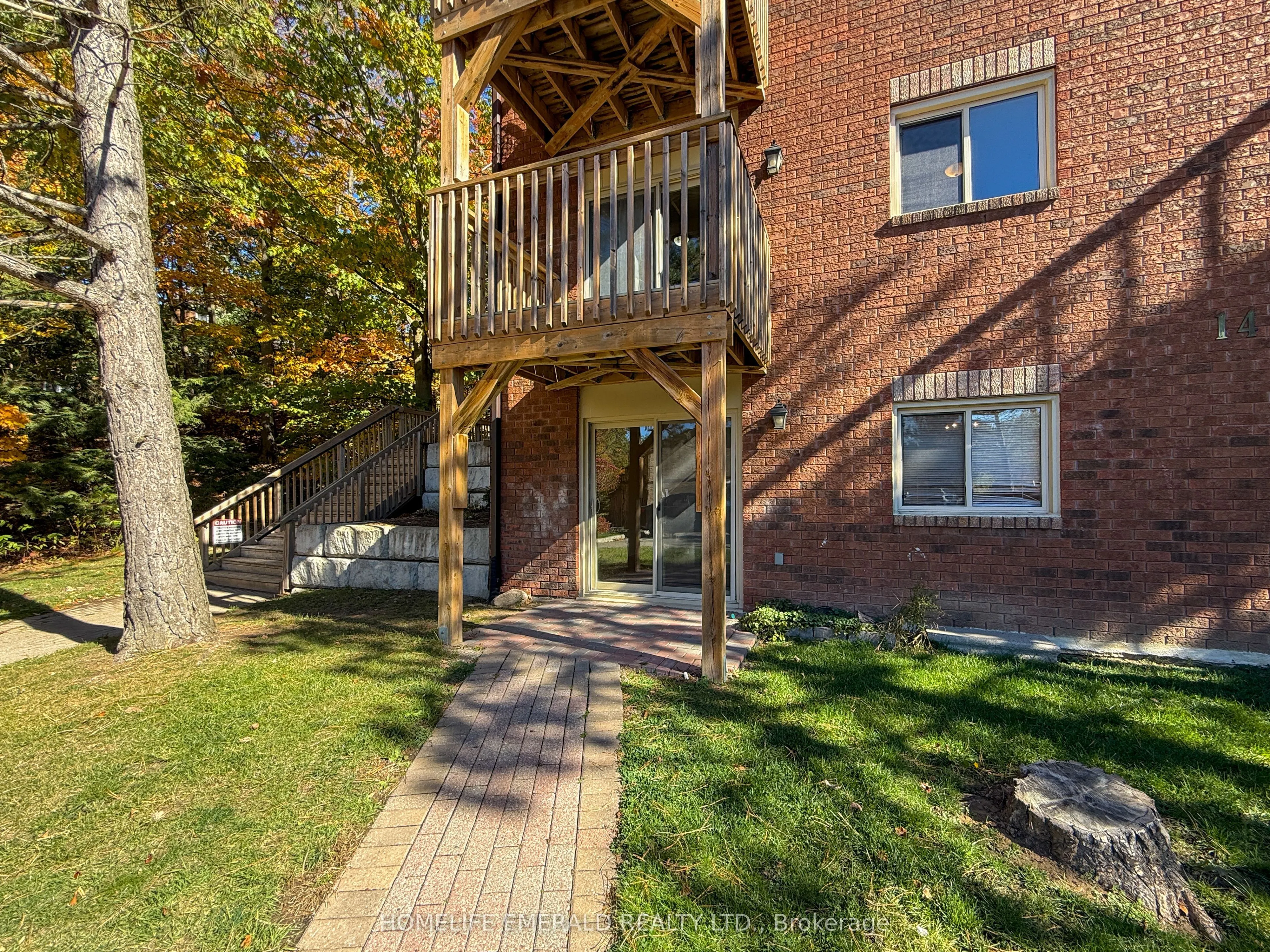 14 Shadowood Road #8