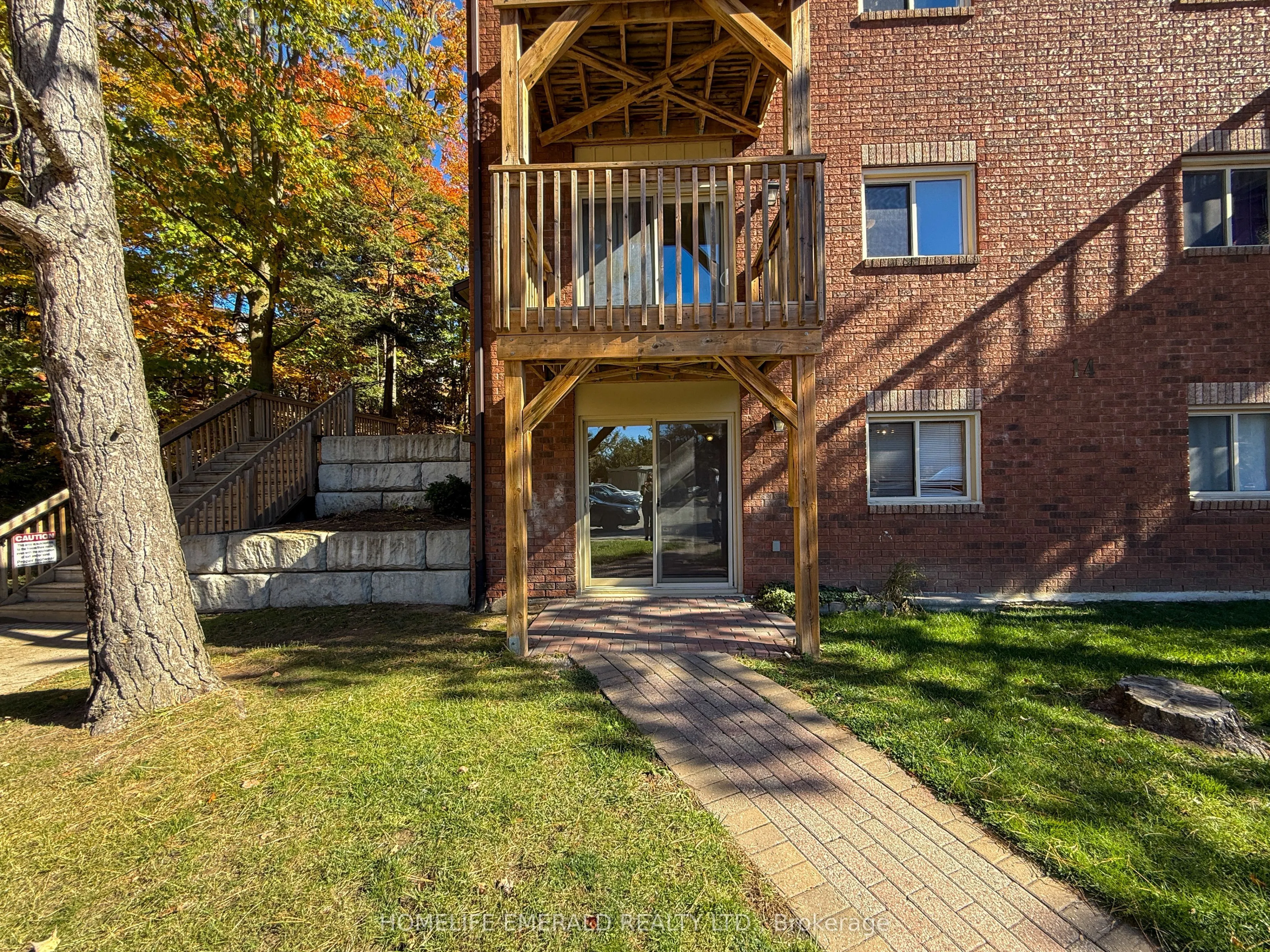 14 Shadowood Road #8