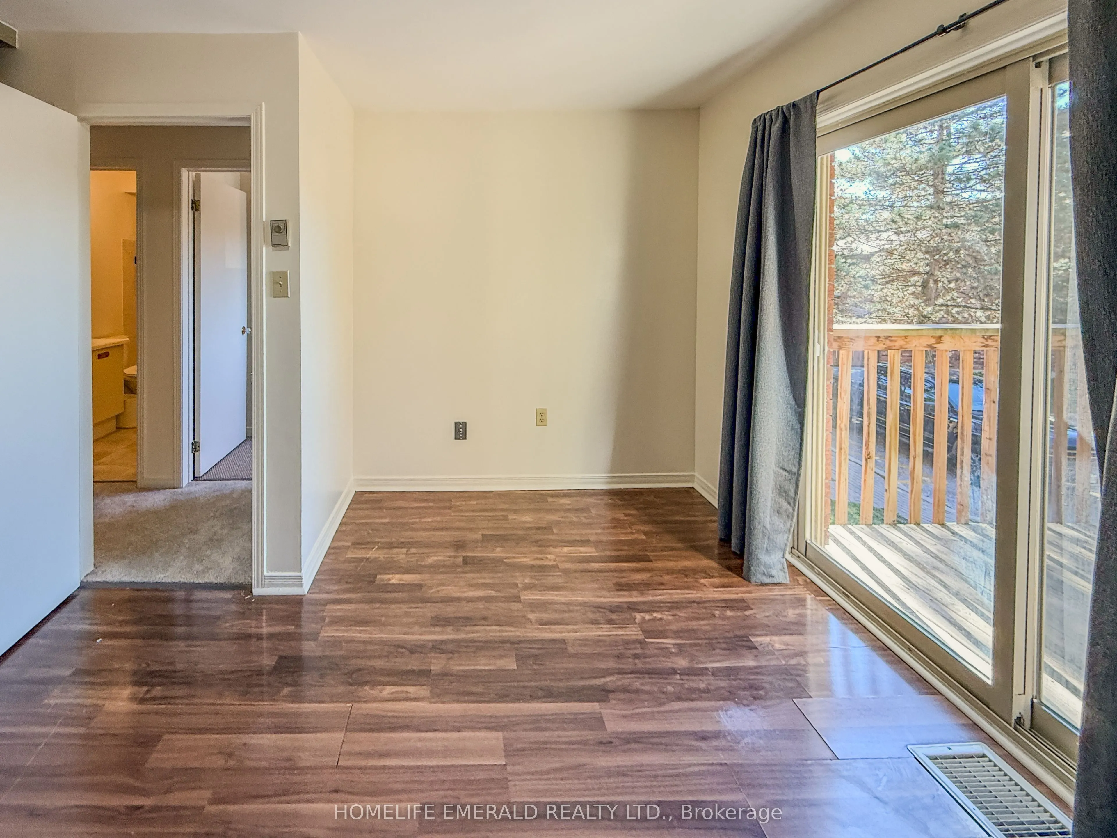 14 Shadowood Road #8