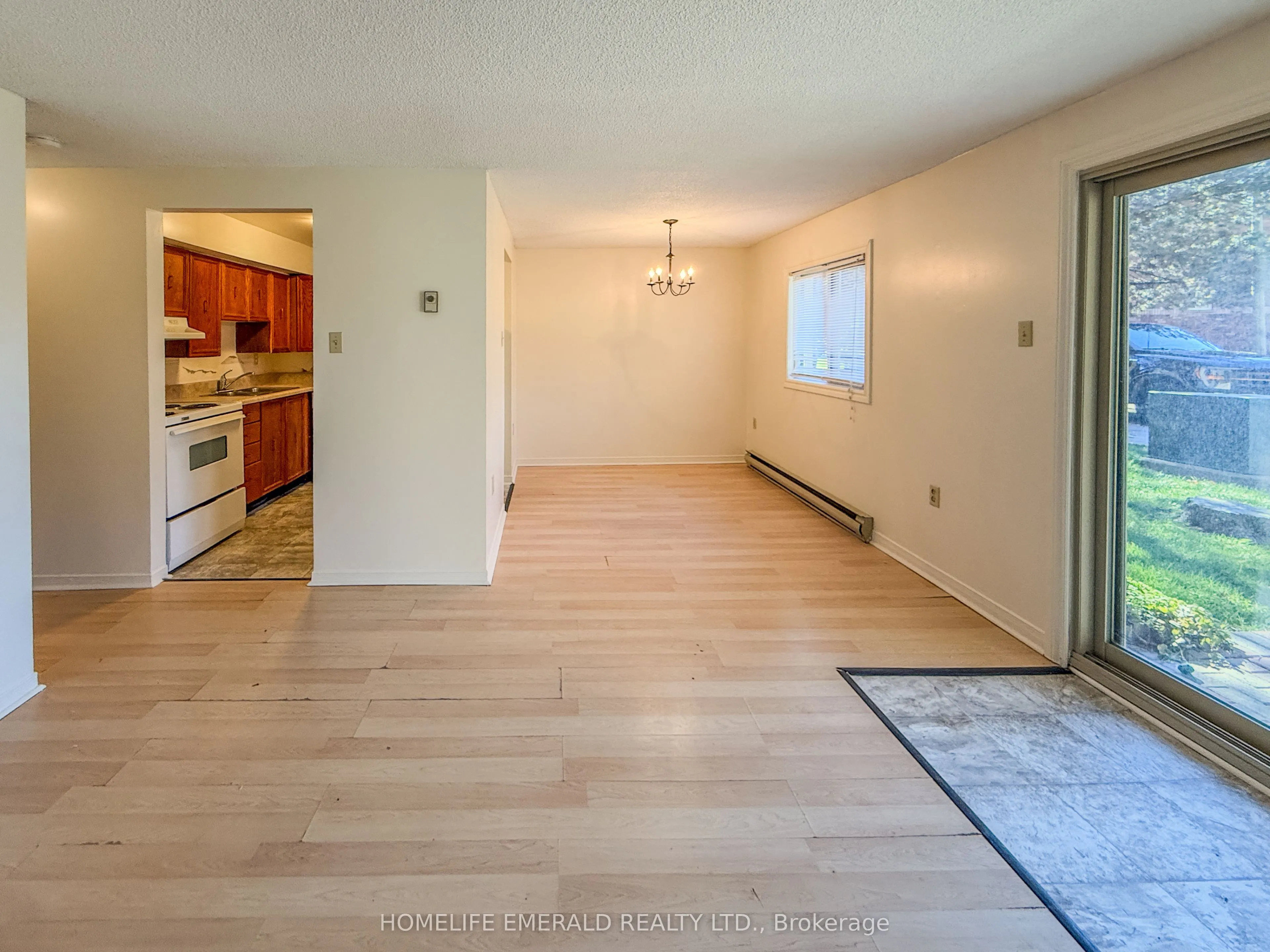 14 Shadowood Road #8