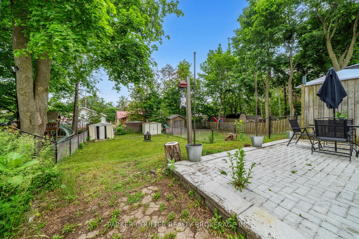 23 Chaucer Crescent