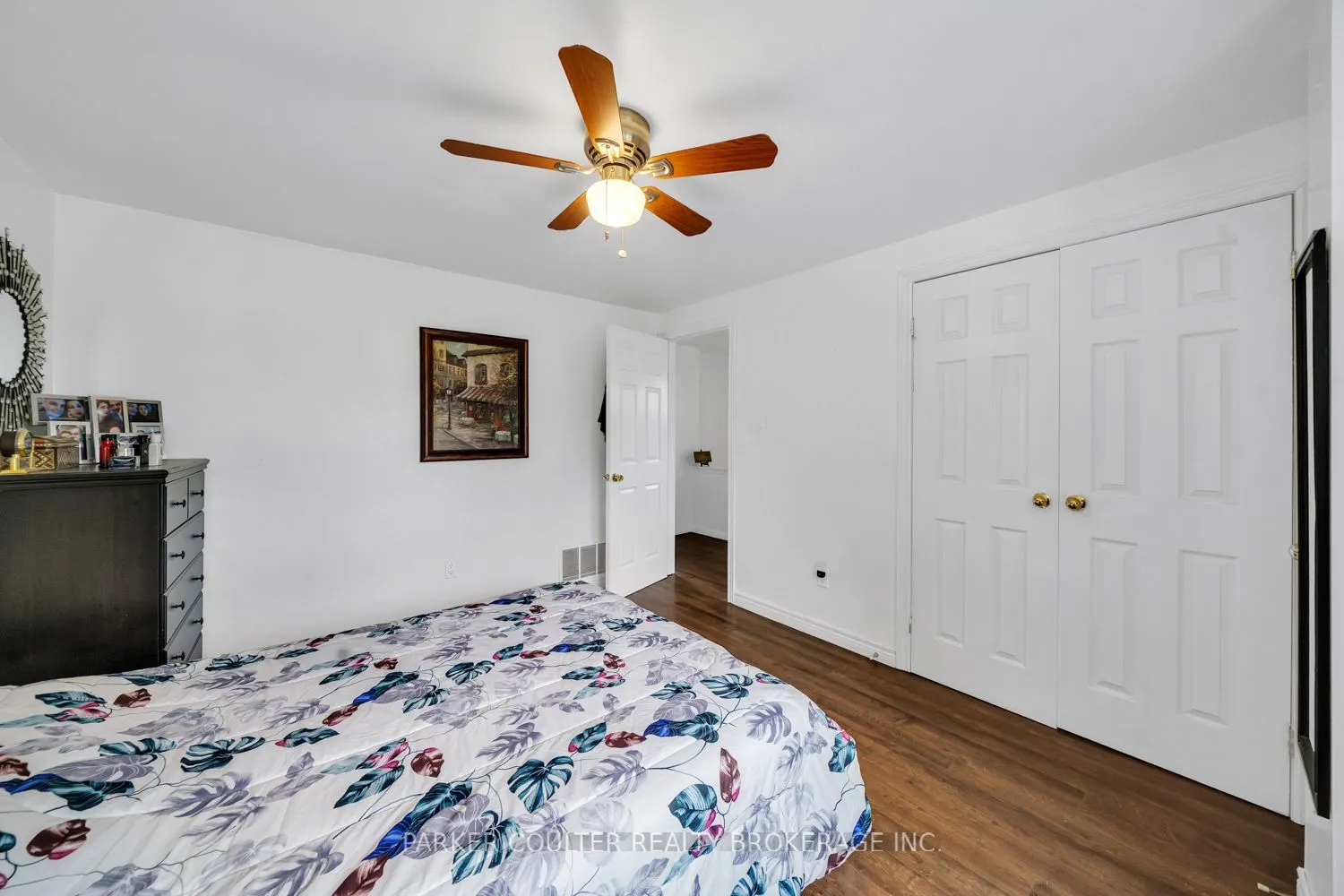 23 Chaucer Crescent