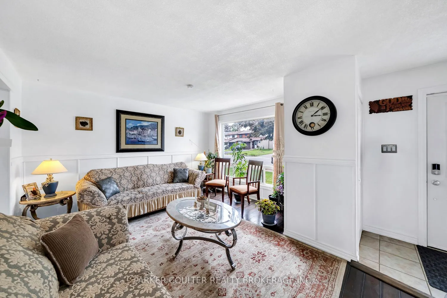 23 Chaucer Crescent
