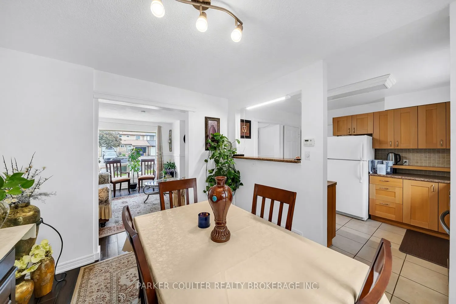 23 Chaucer Crescent