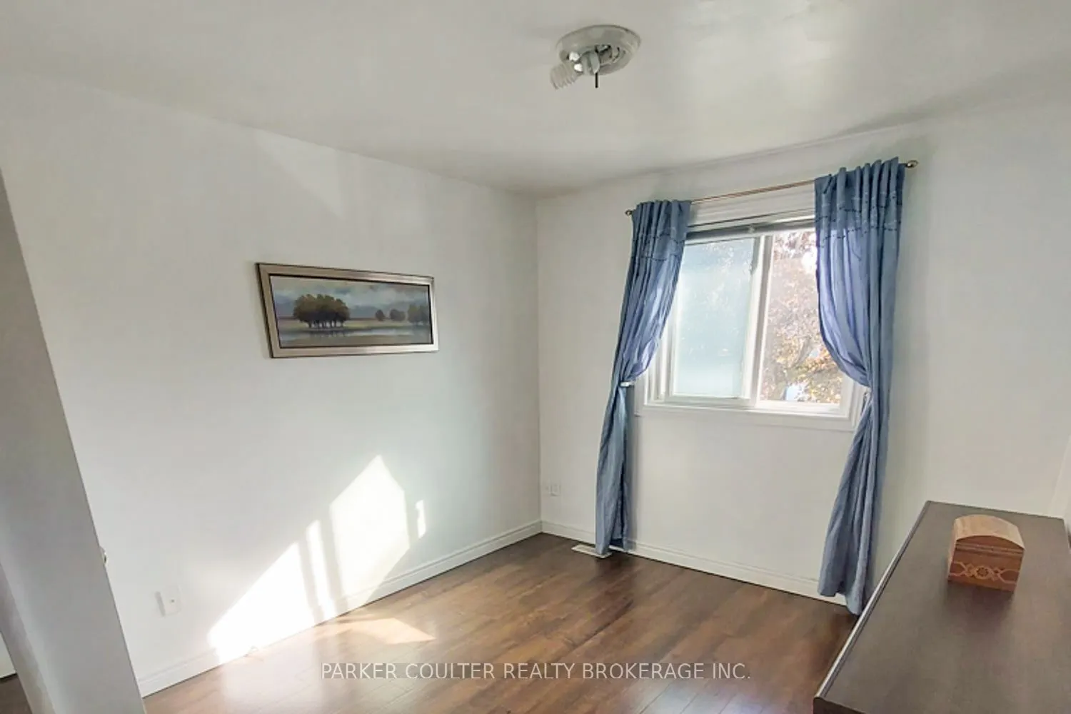 23 Chaucer Crescent