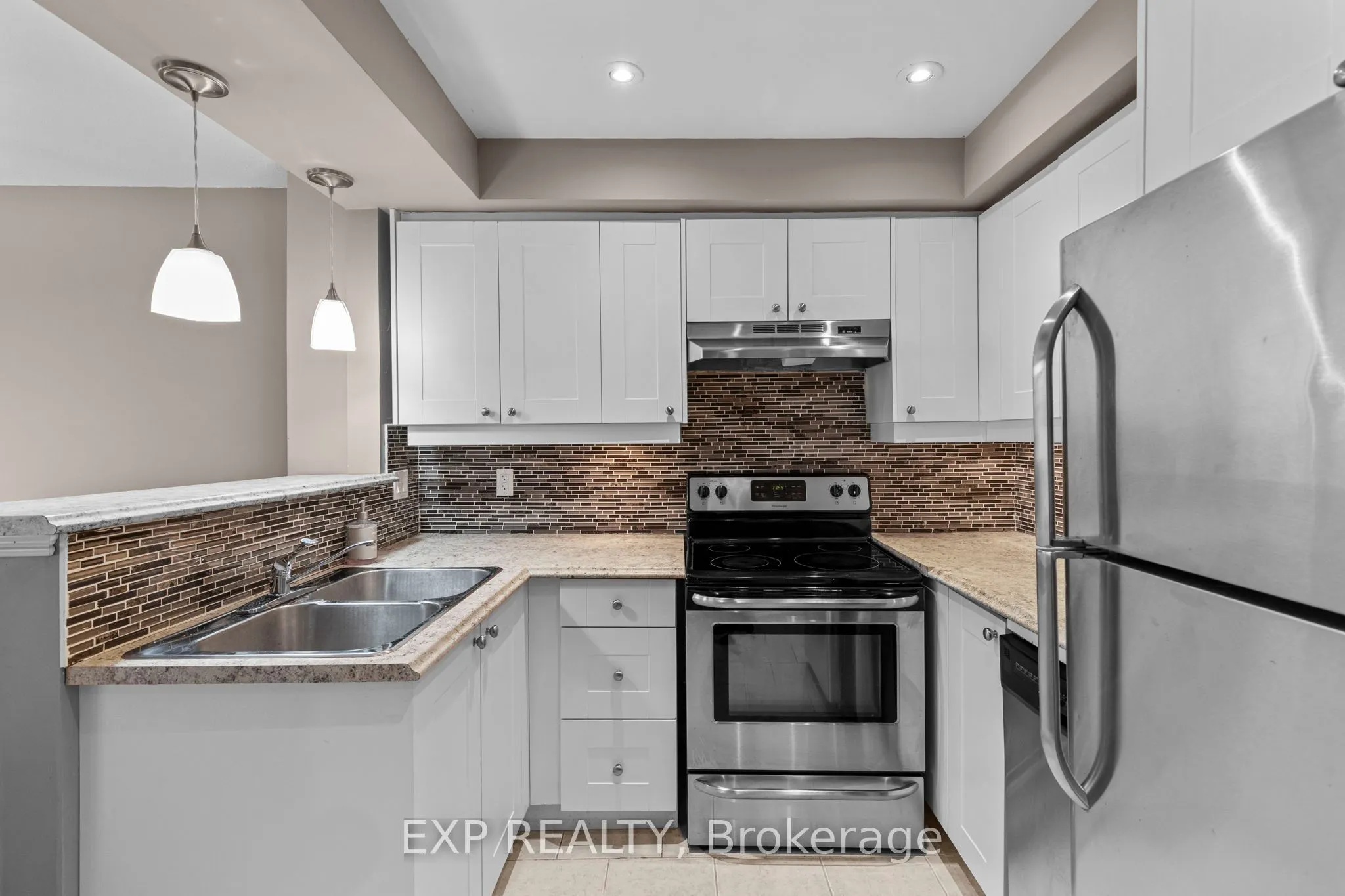 12 Lankin Boulevard #12