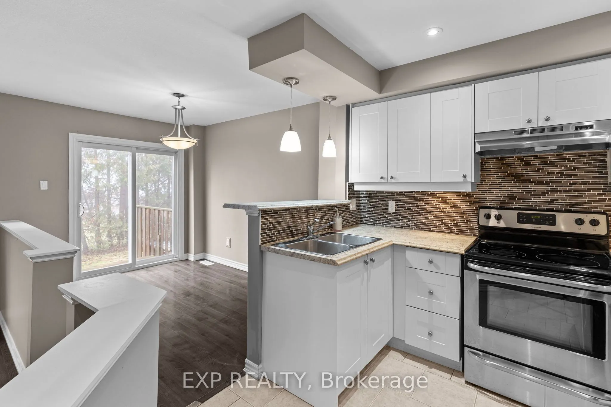 12 Lankin Boulevard #12