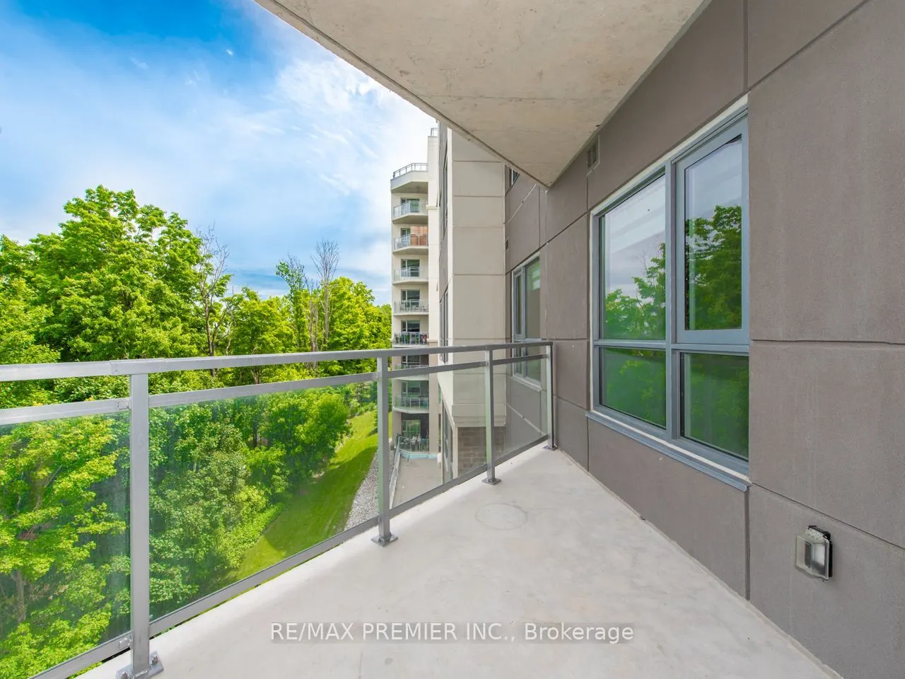 56 Lakeside Terrace #408