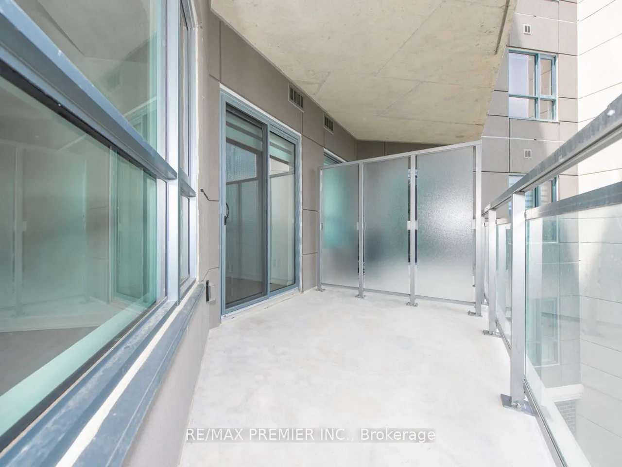 56 Lakeside Terrace #408