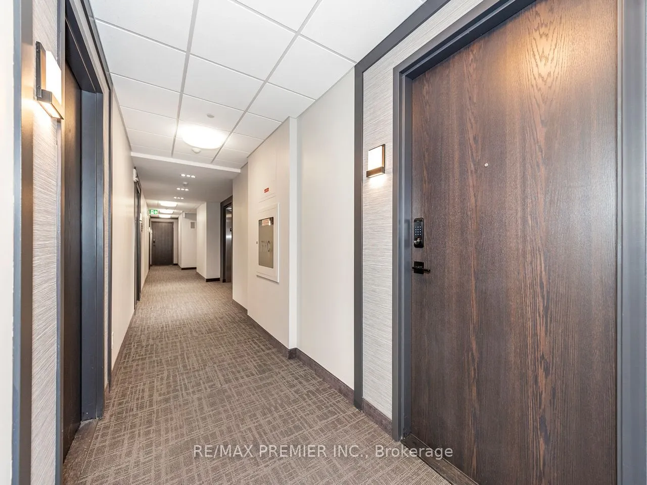 56 Lakeside Terrace #408