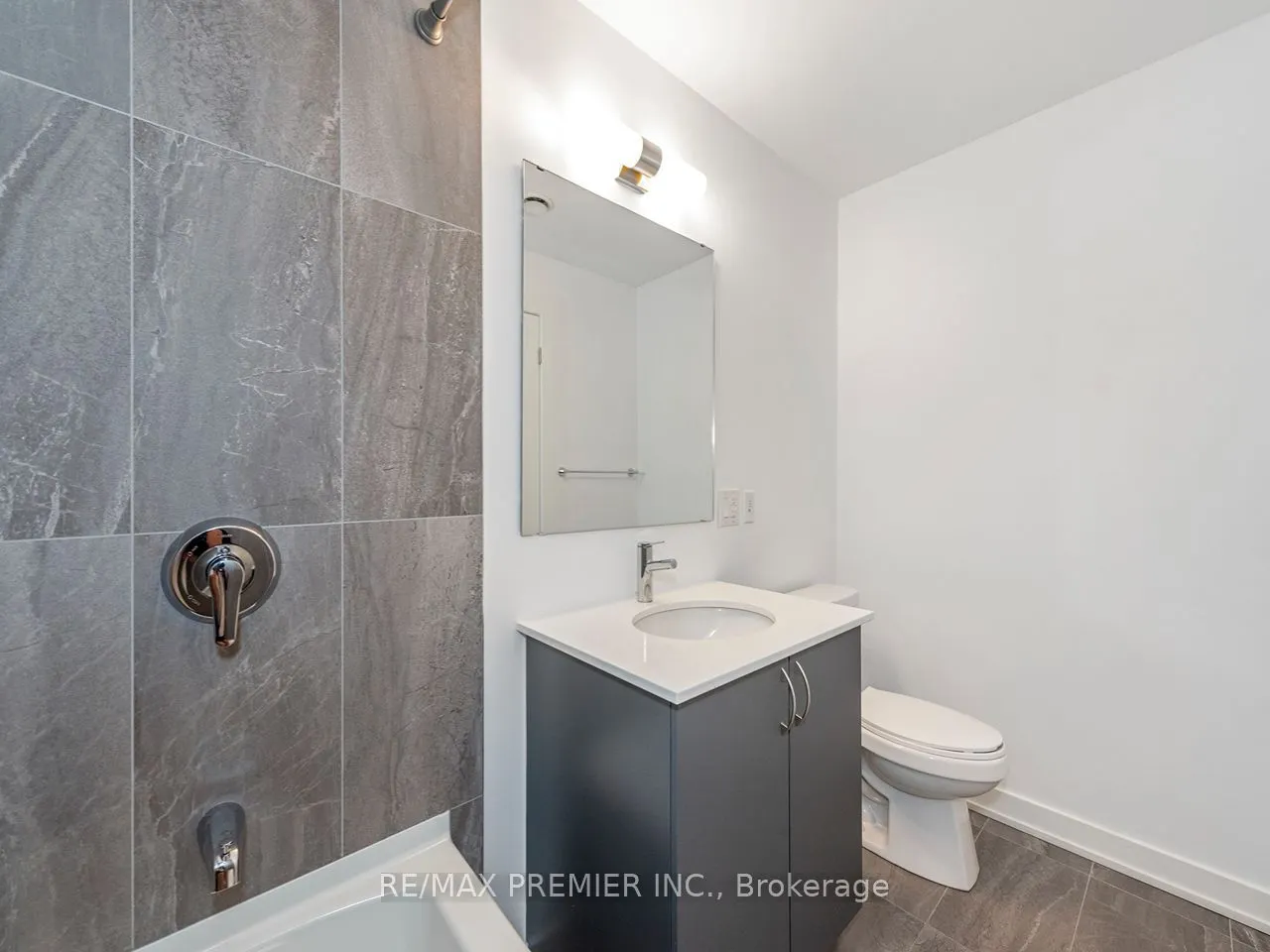 56 Lakeside Terrace #408
