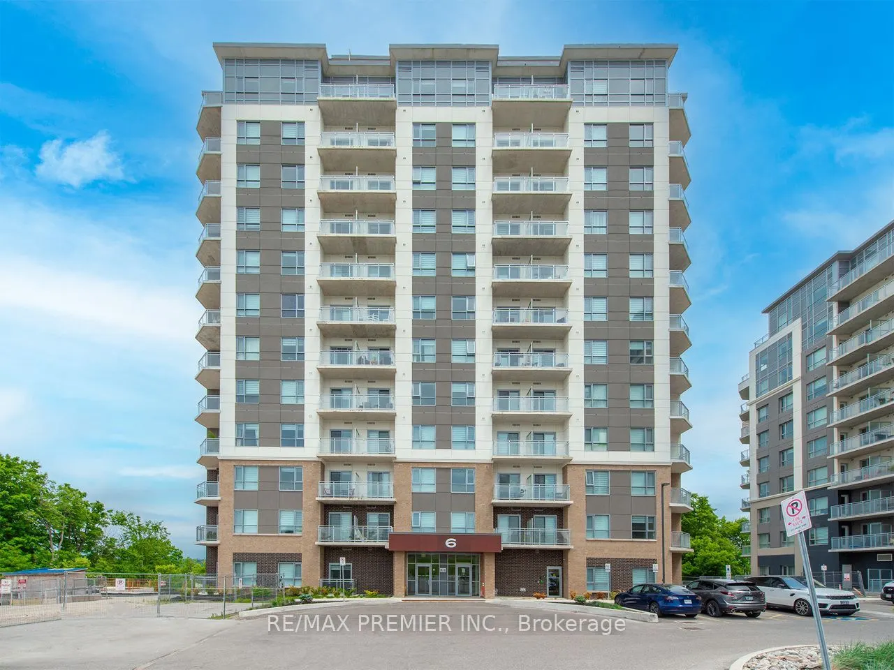 56 Lakeside Terrace #408