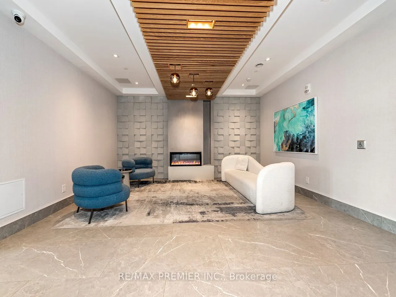 56 Lakeside Terrace #408