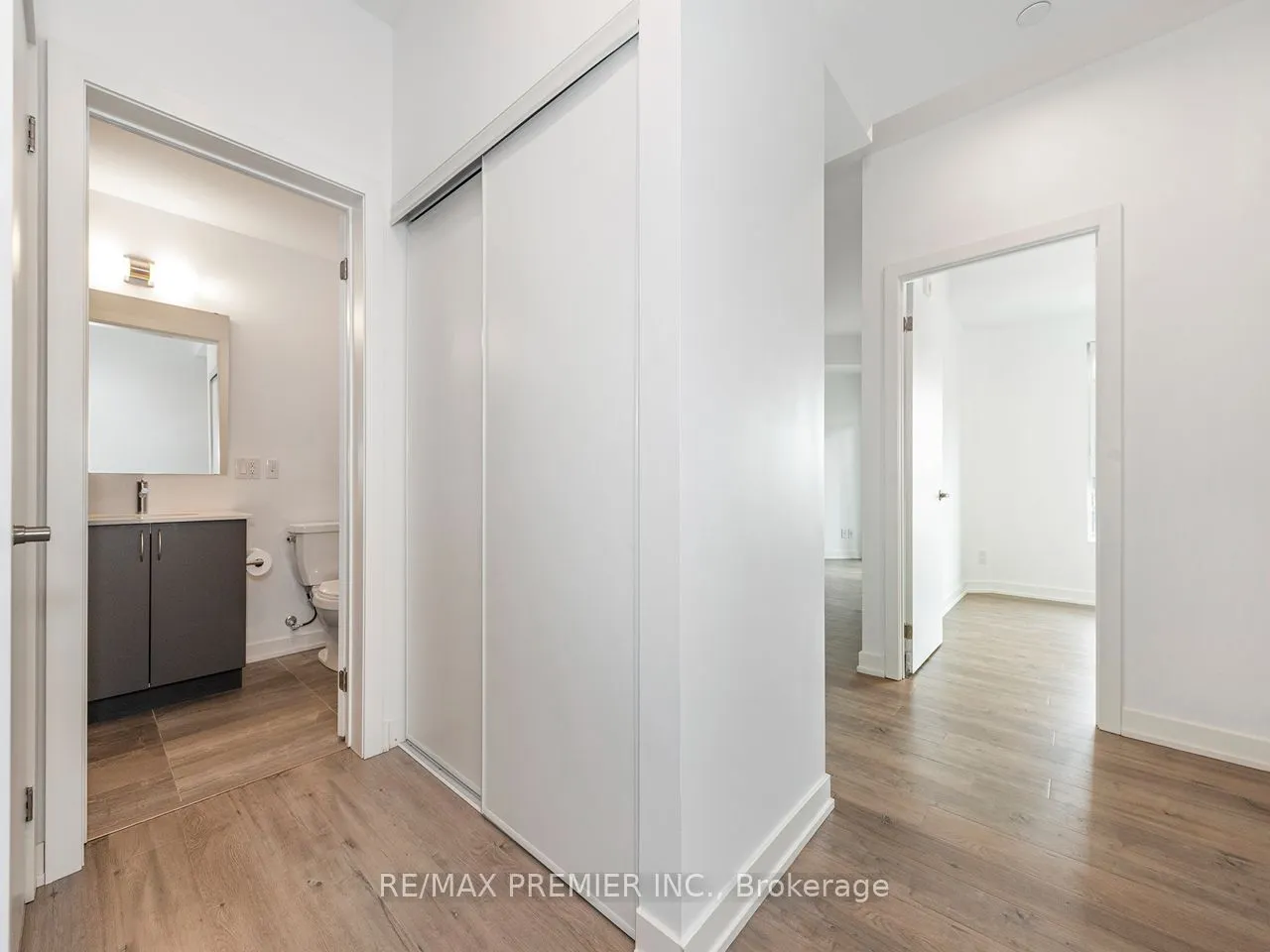 56 Lakeside Terrace #408