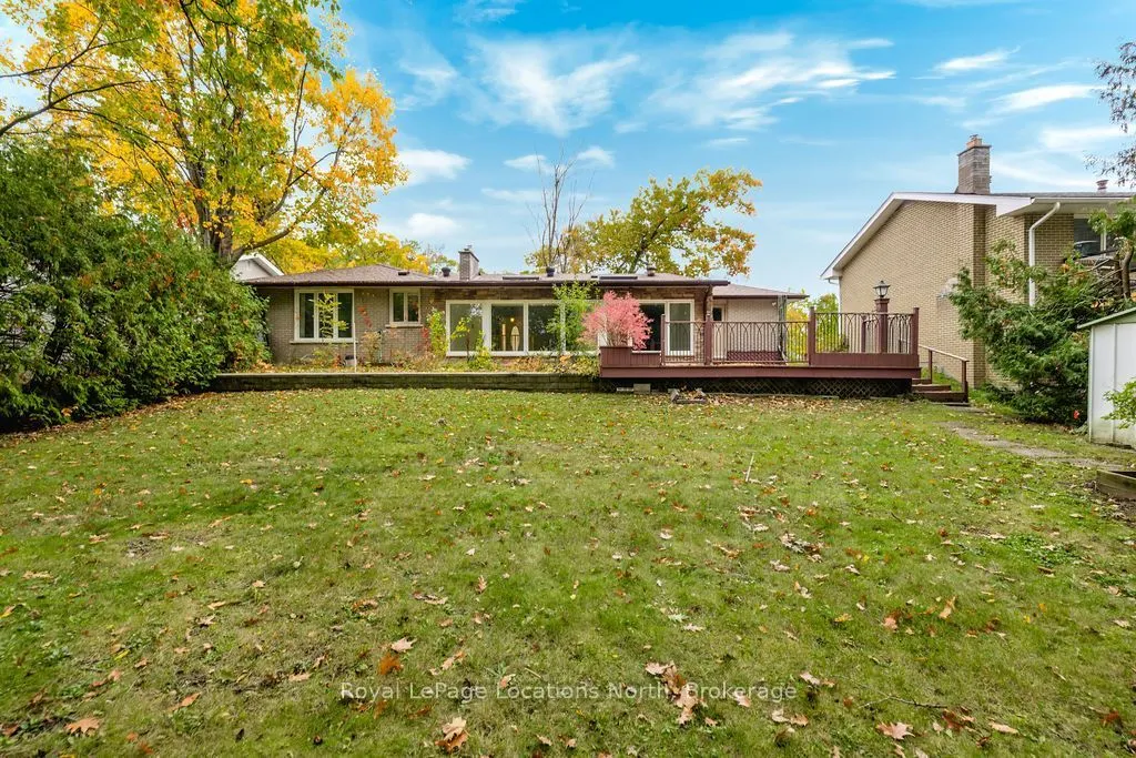 9 Vine Crescent