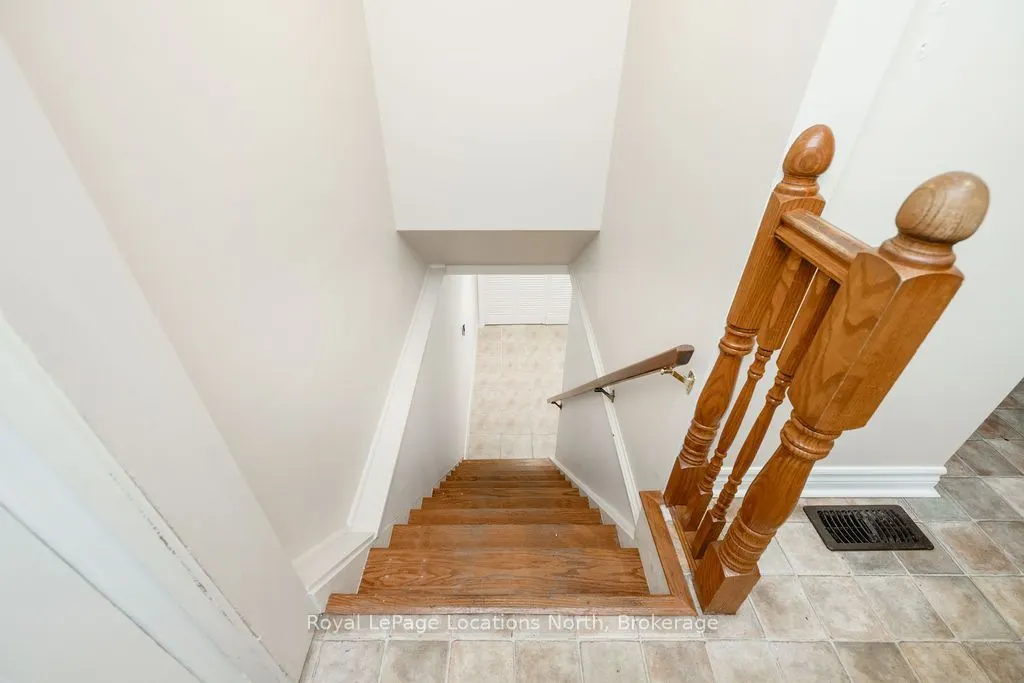 9 Vine Crescent