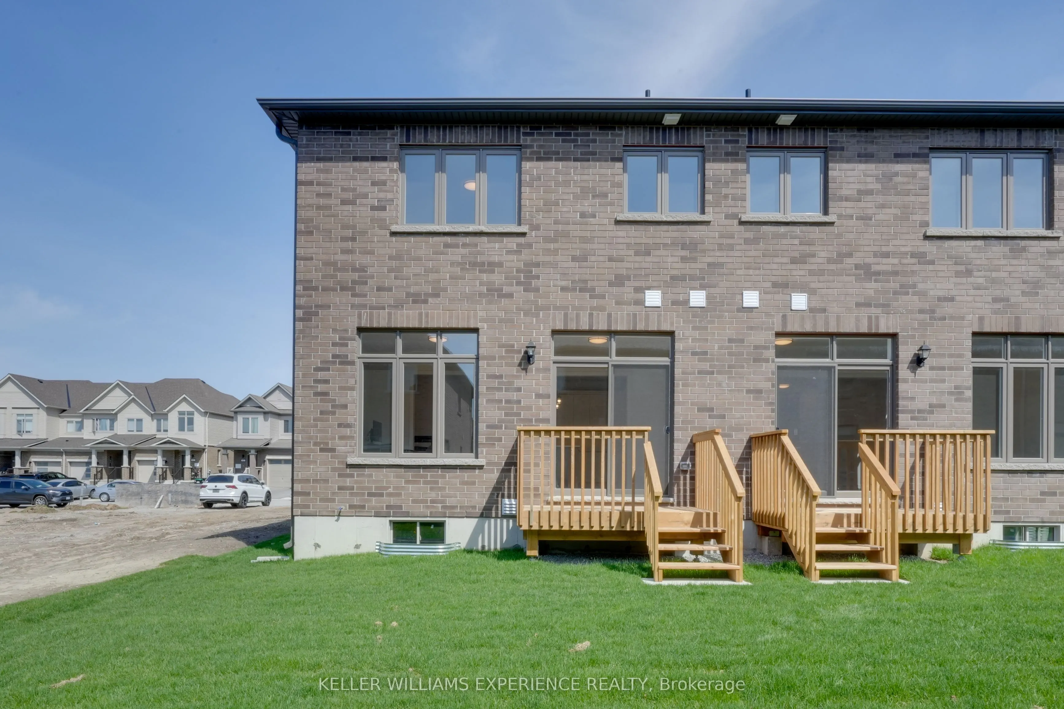 52 Sagewood Avenue