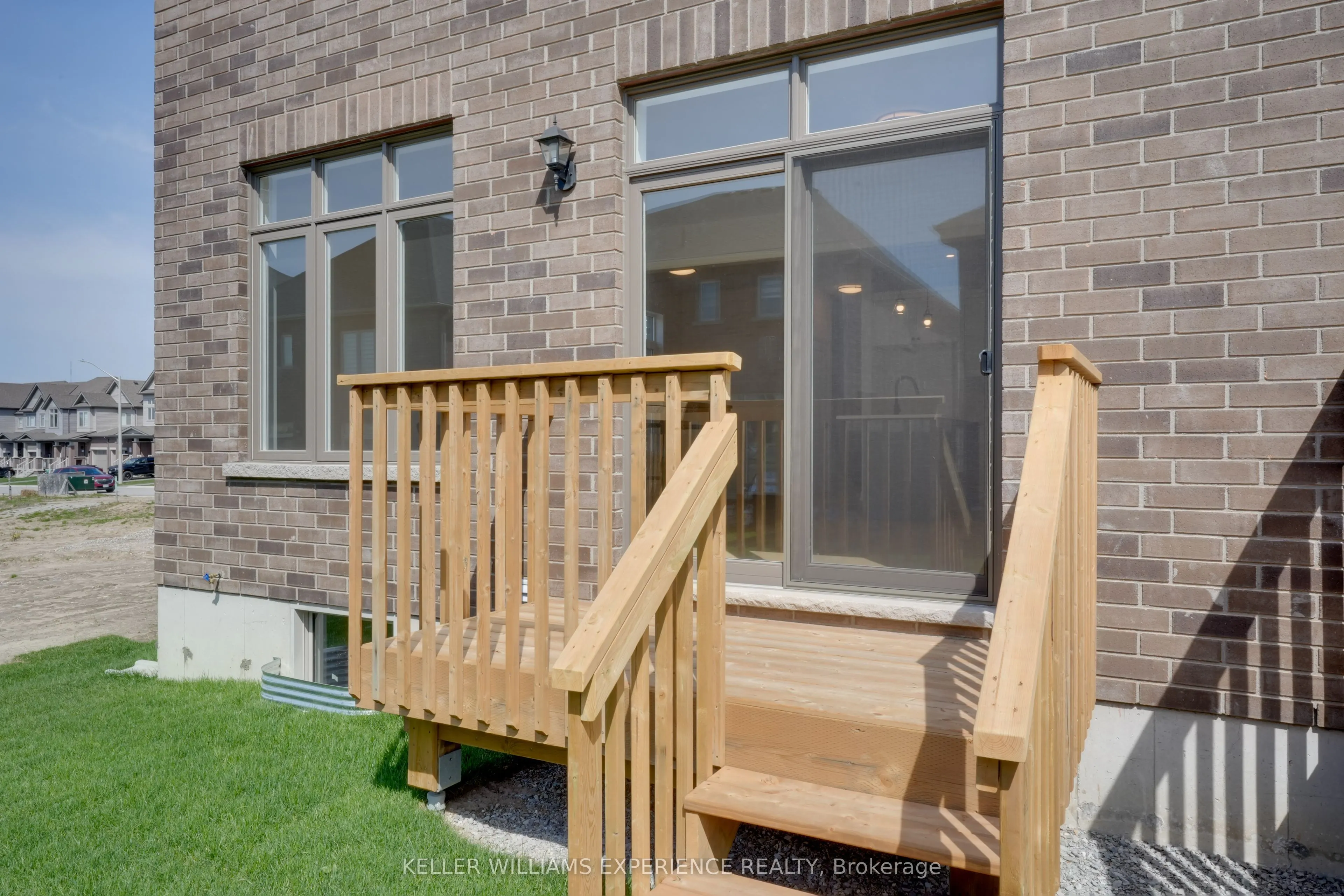 52 Sagewood Avenue