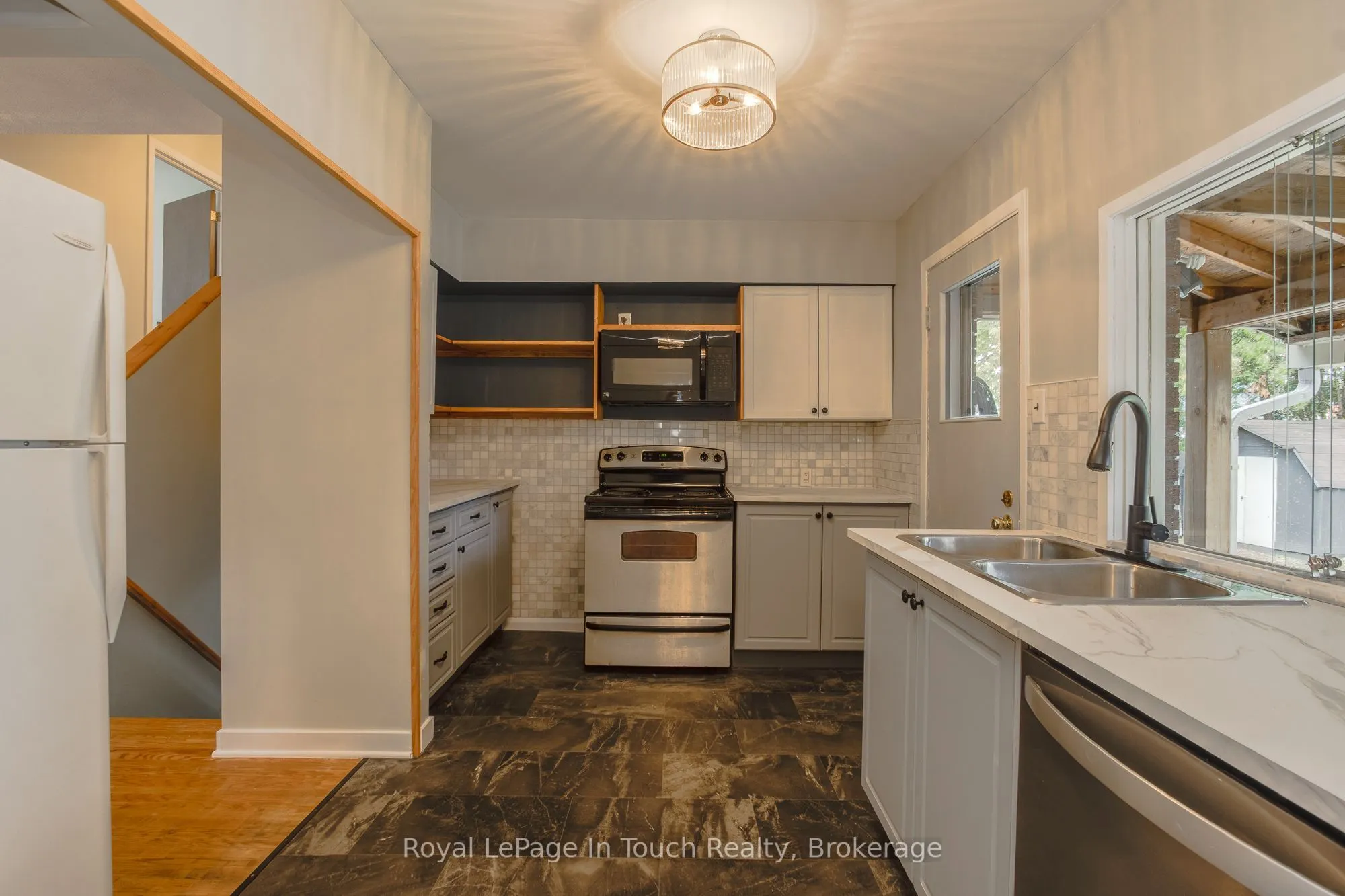 255 Eighth Street