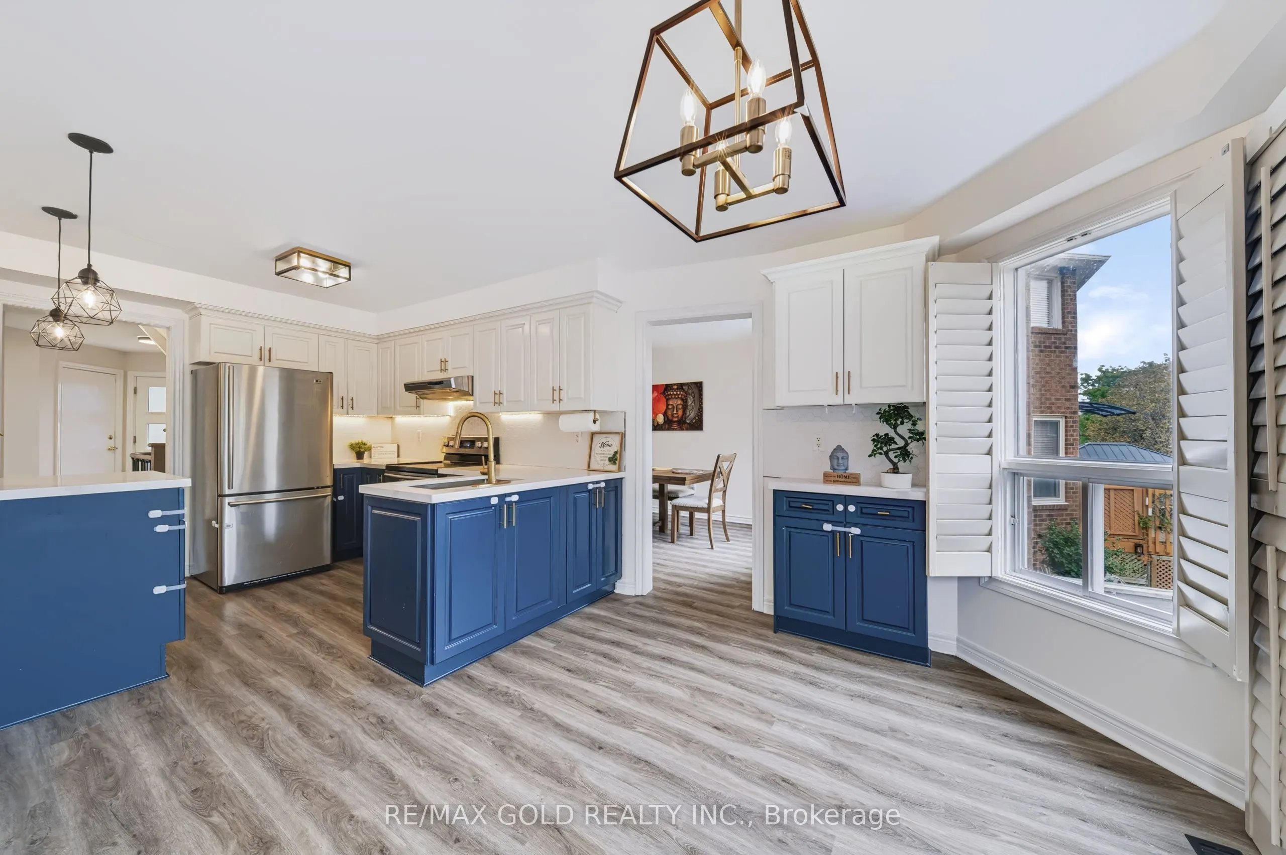 43 Golden Meadow Road