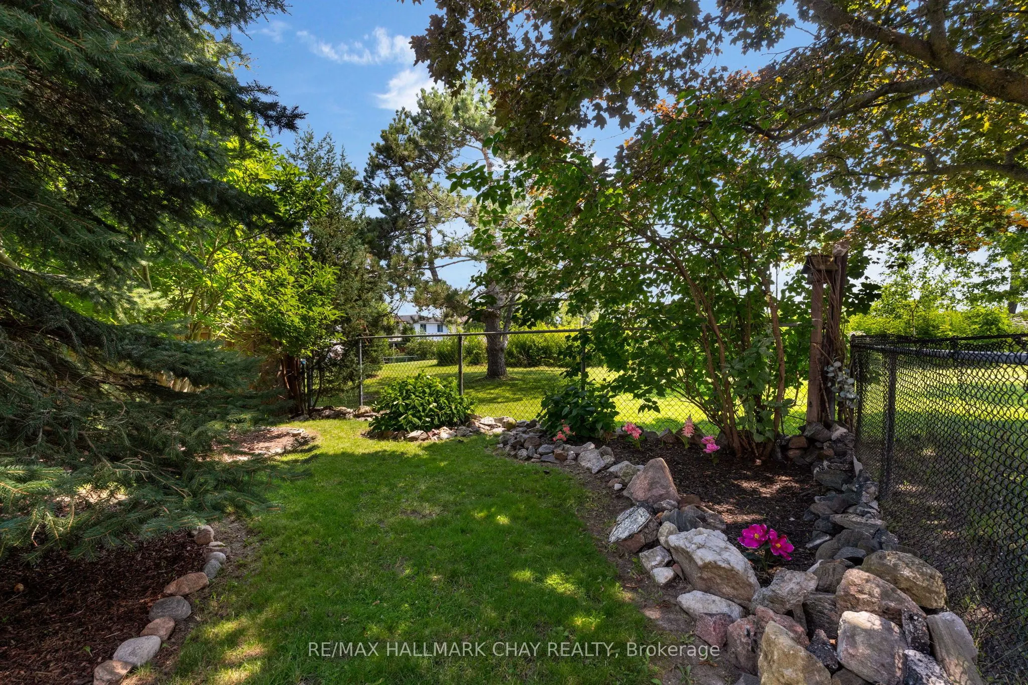 86 Trillium Crescent