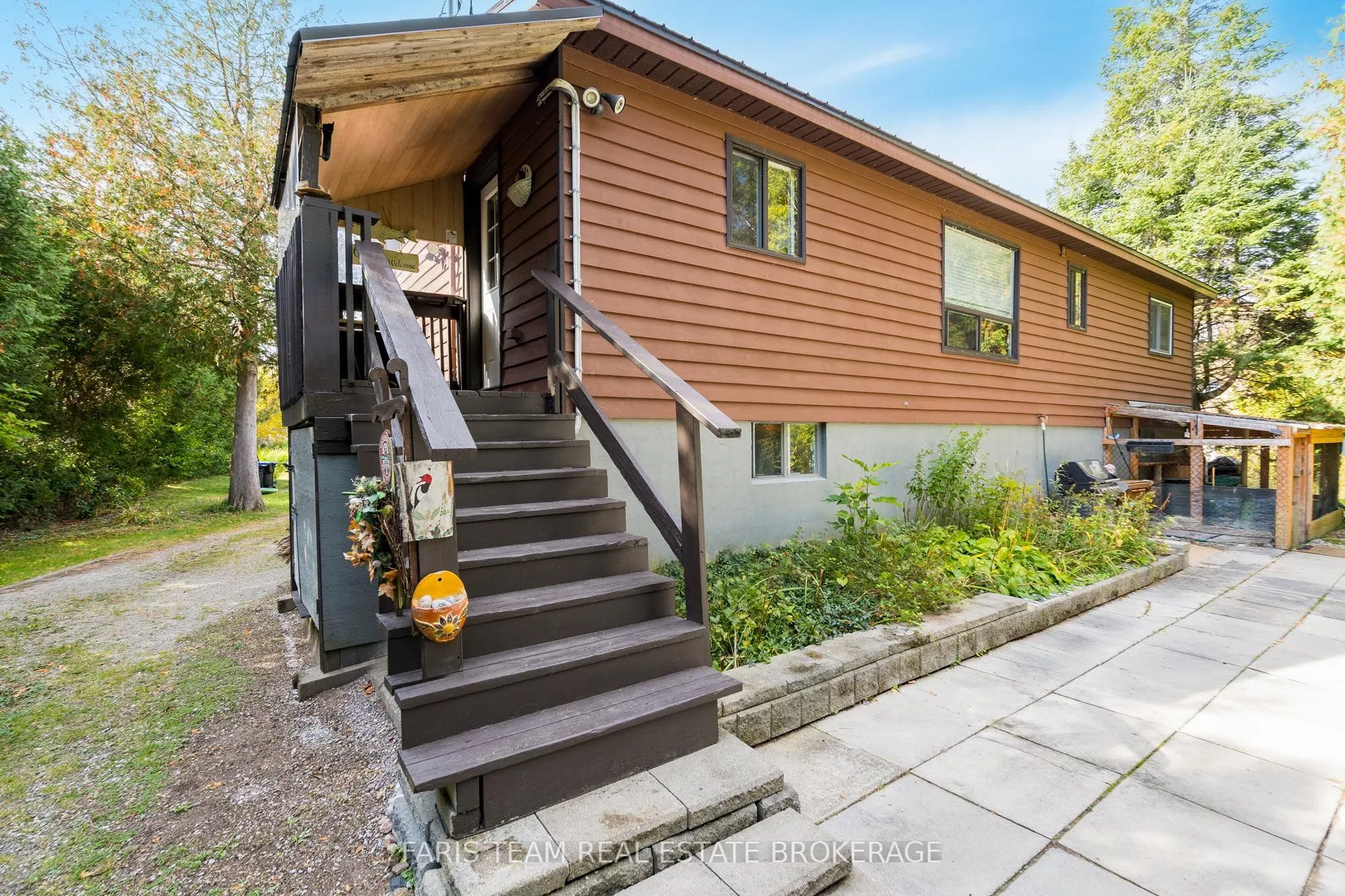 7 Couchiching Crescent