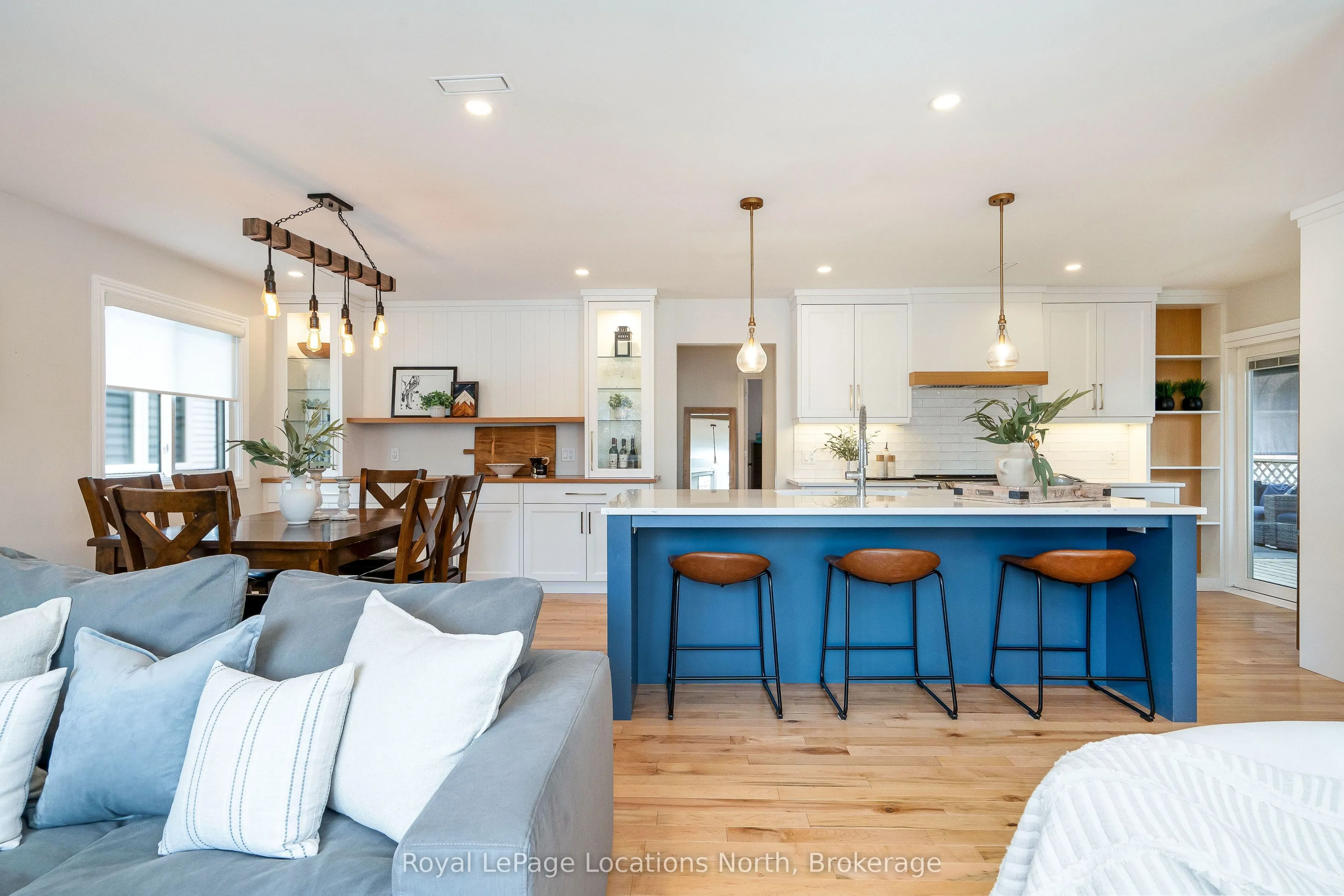 390 Second Street
