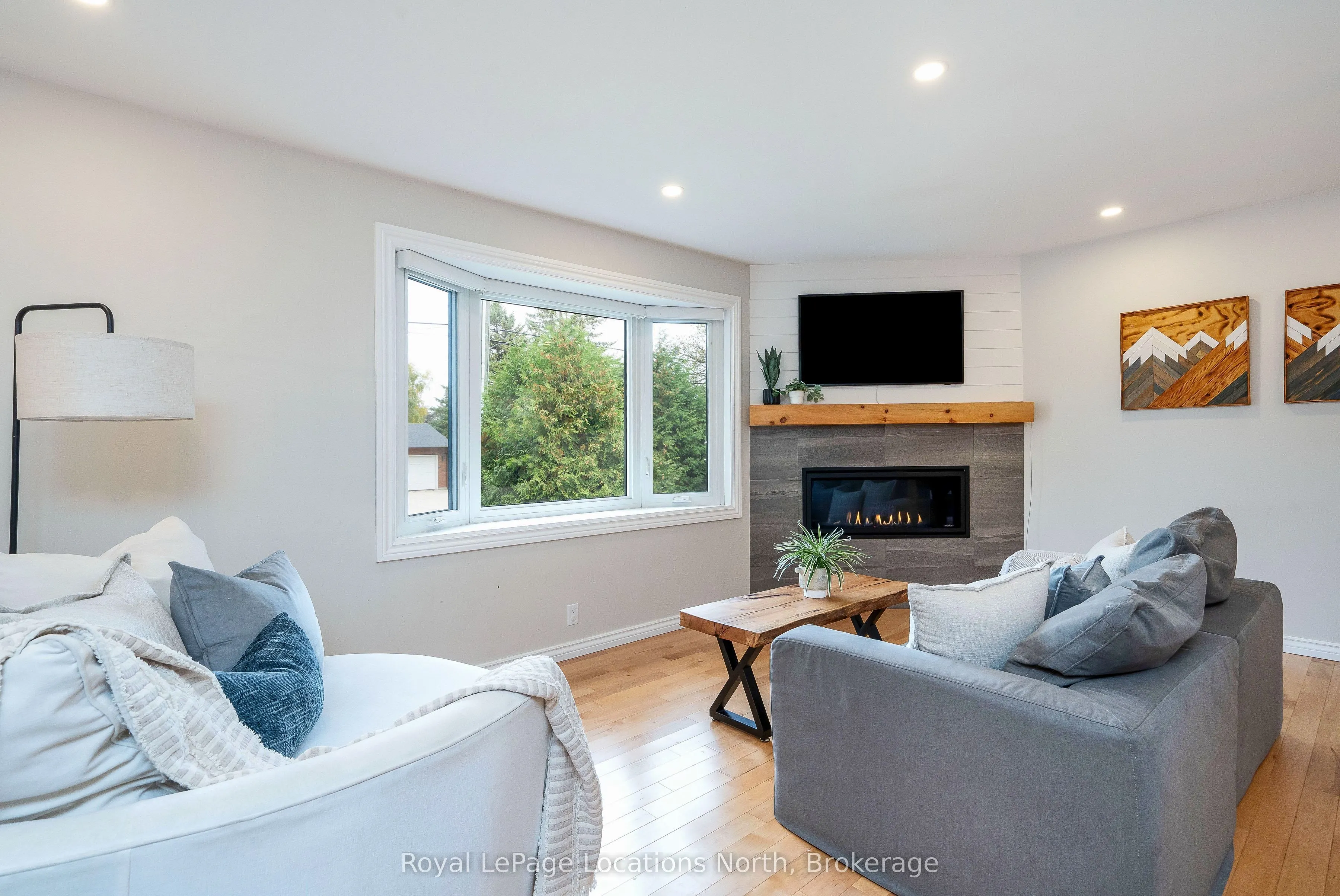 390 Second Street