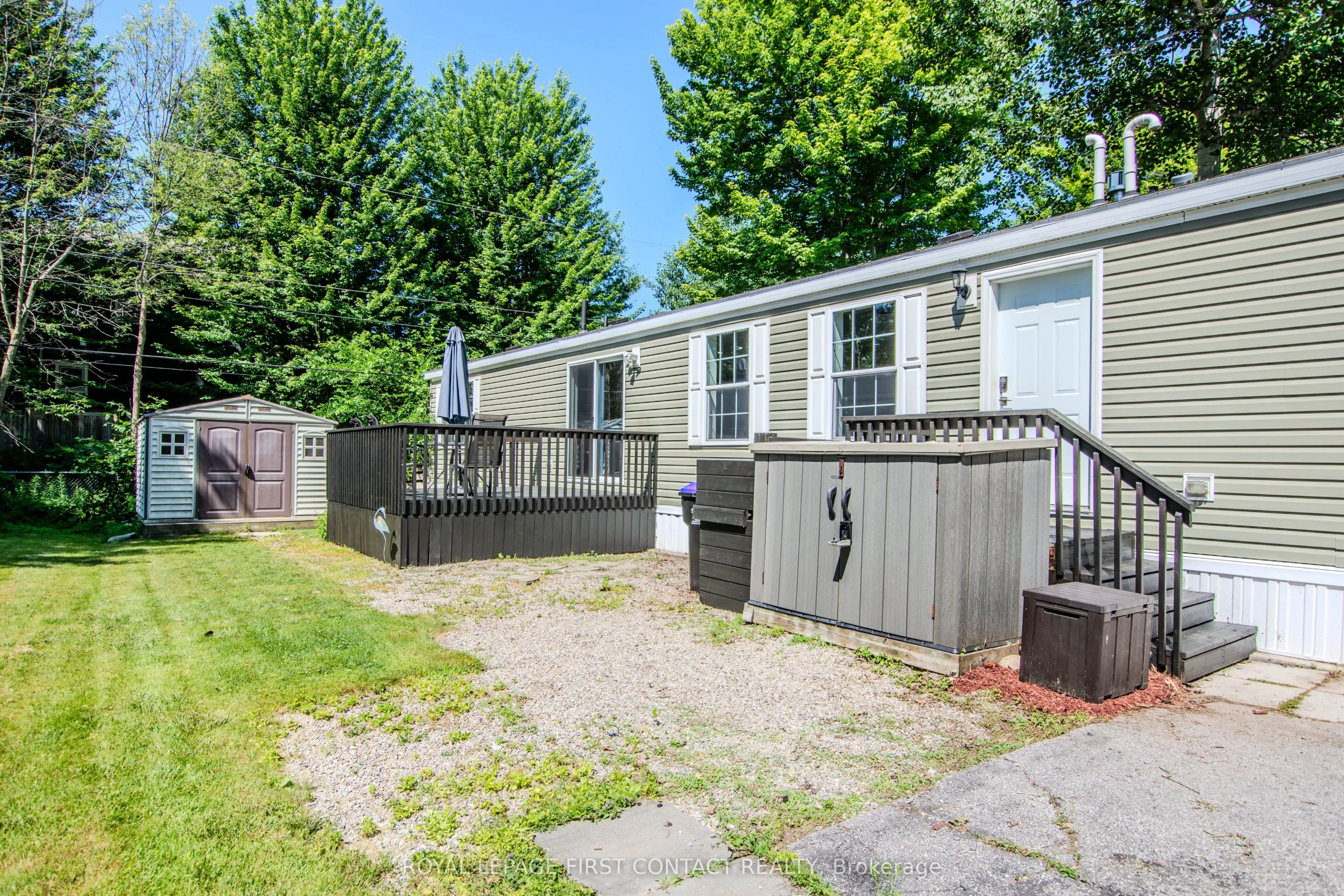 23 Georgian Glen Drive