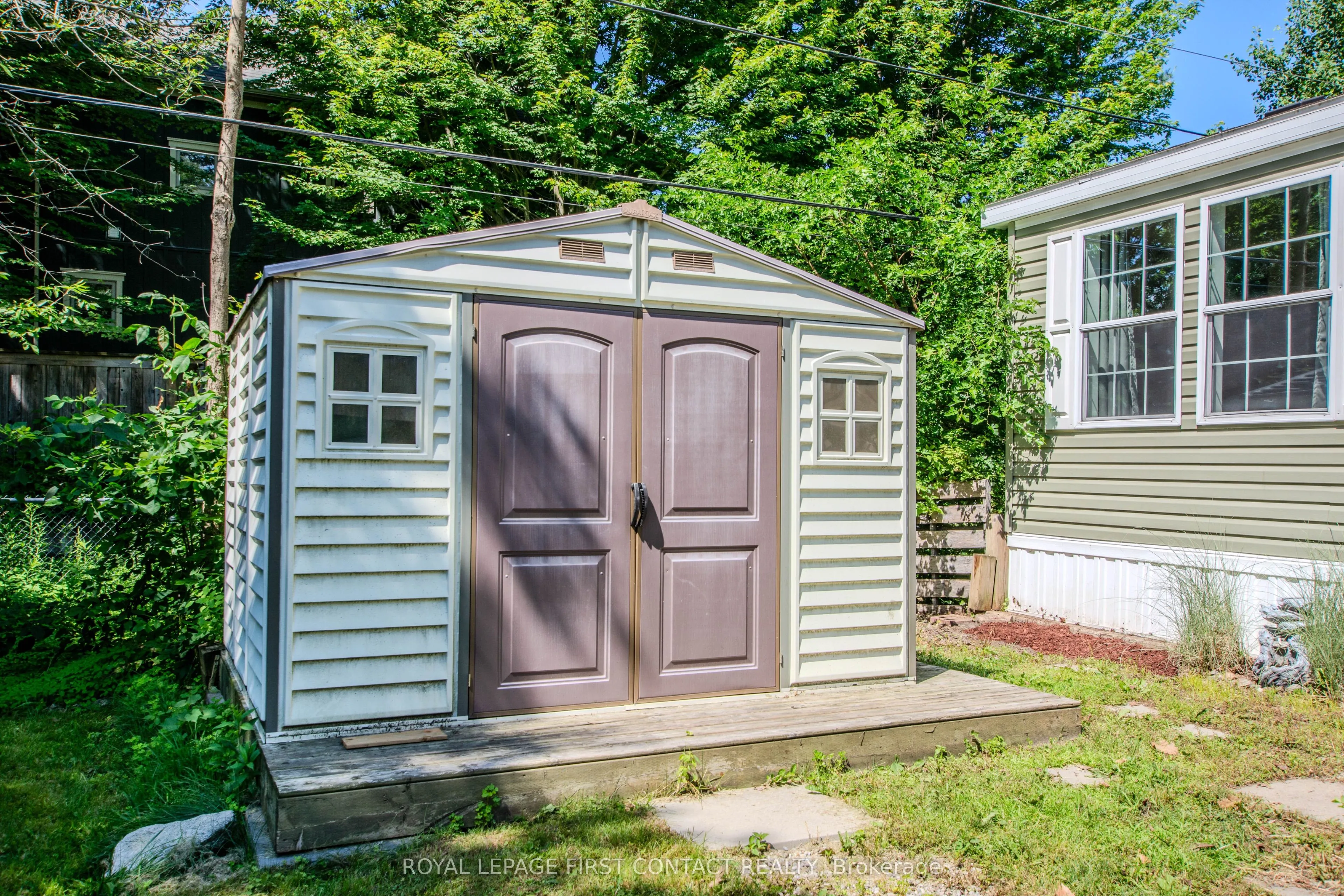 23 Georgian Glen Drive