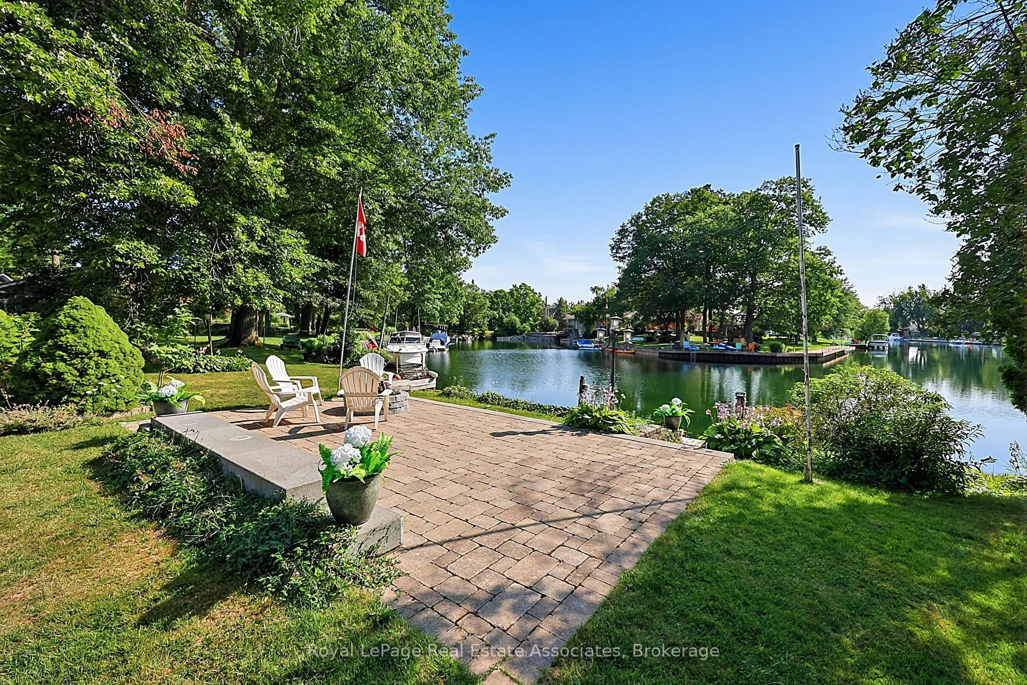 408 Mooney Crescent