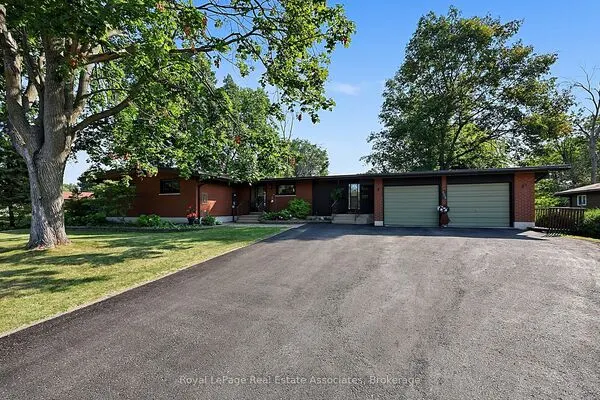 408 Mooney Crescent