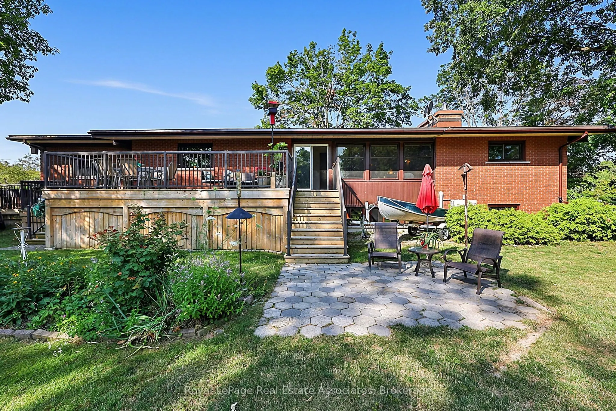 408 Mooney Crescent