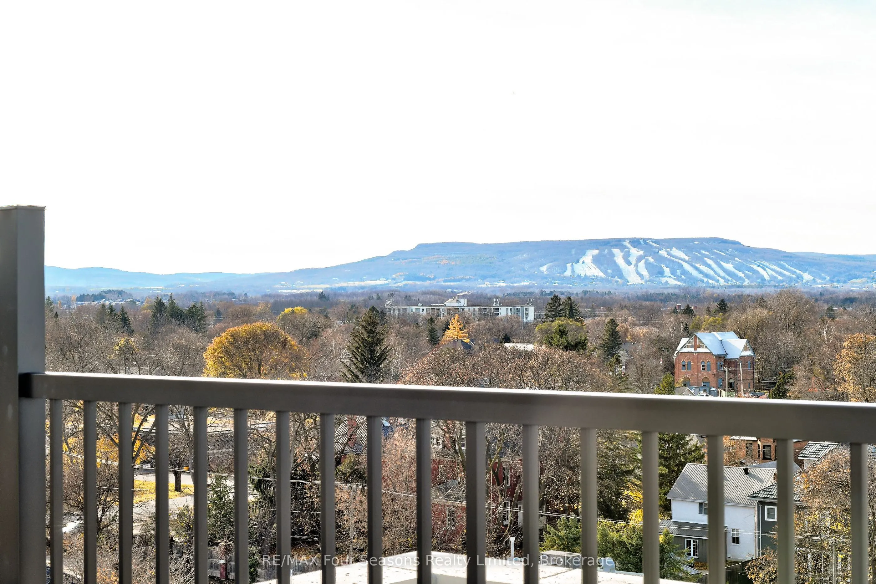 1 Hume Street W #514