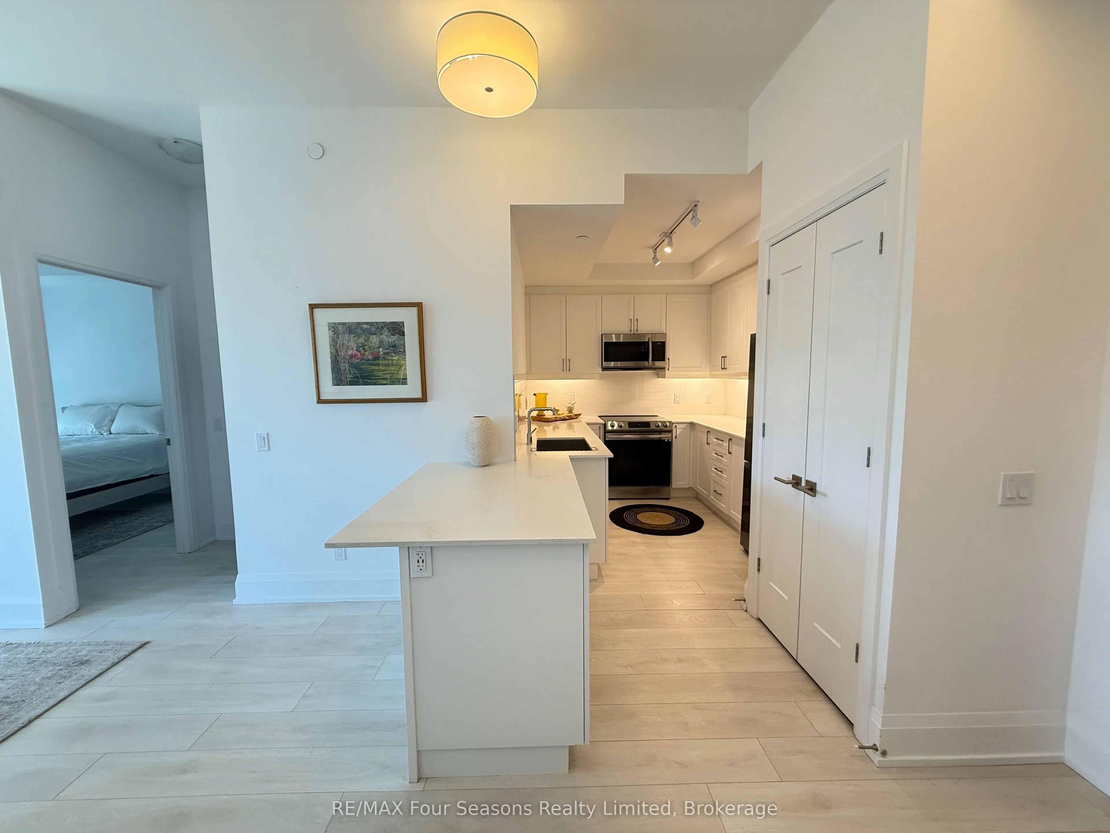 1 Hume Street W #514