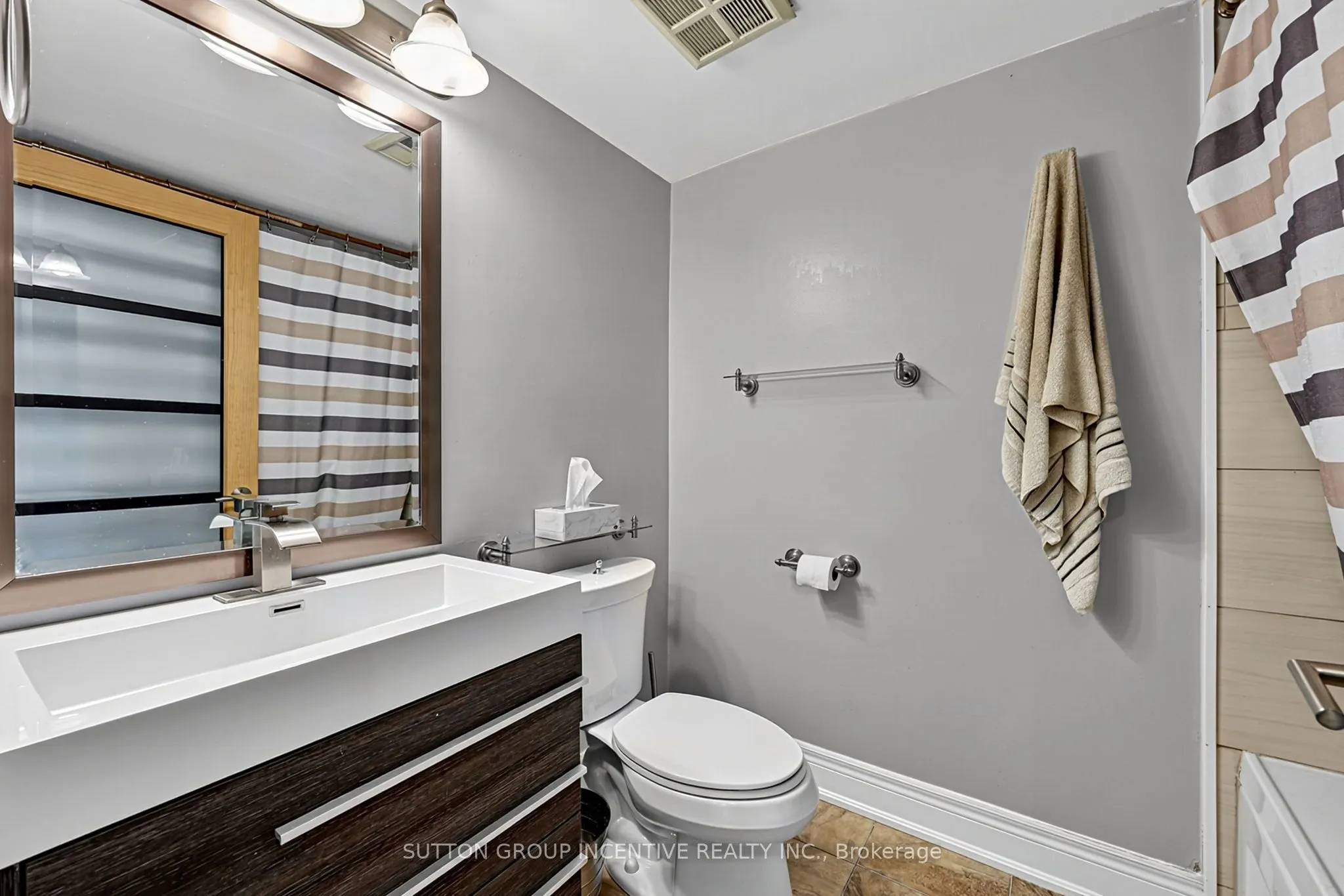 140 Dunlop Street E #304