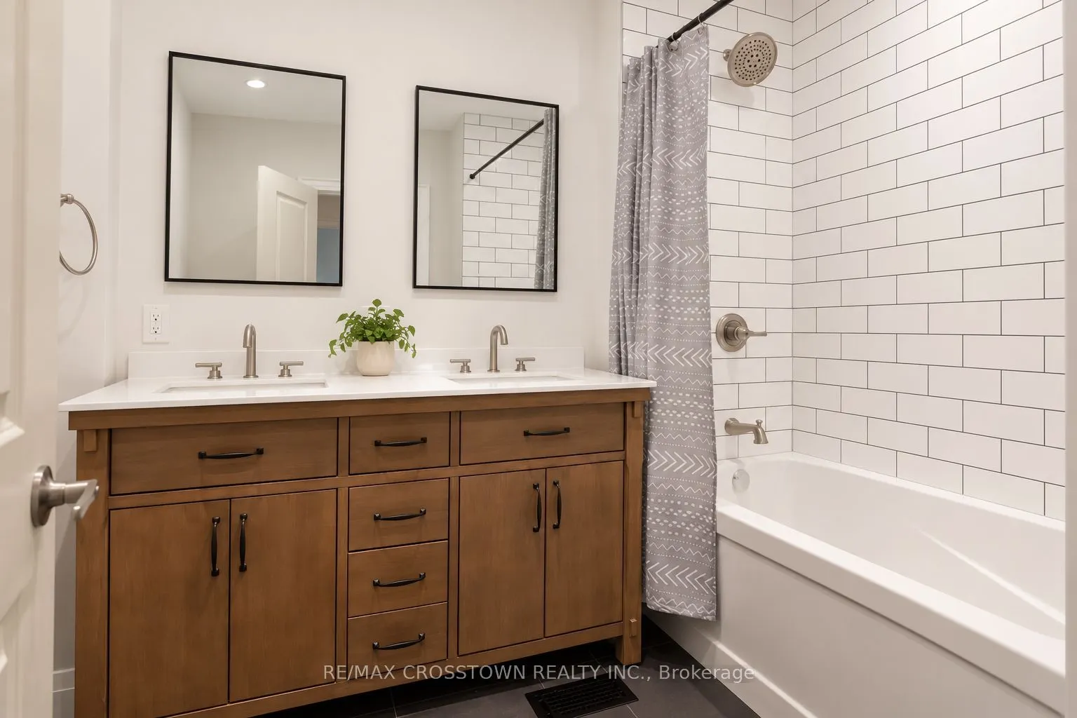64 BLEEKER Street #1